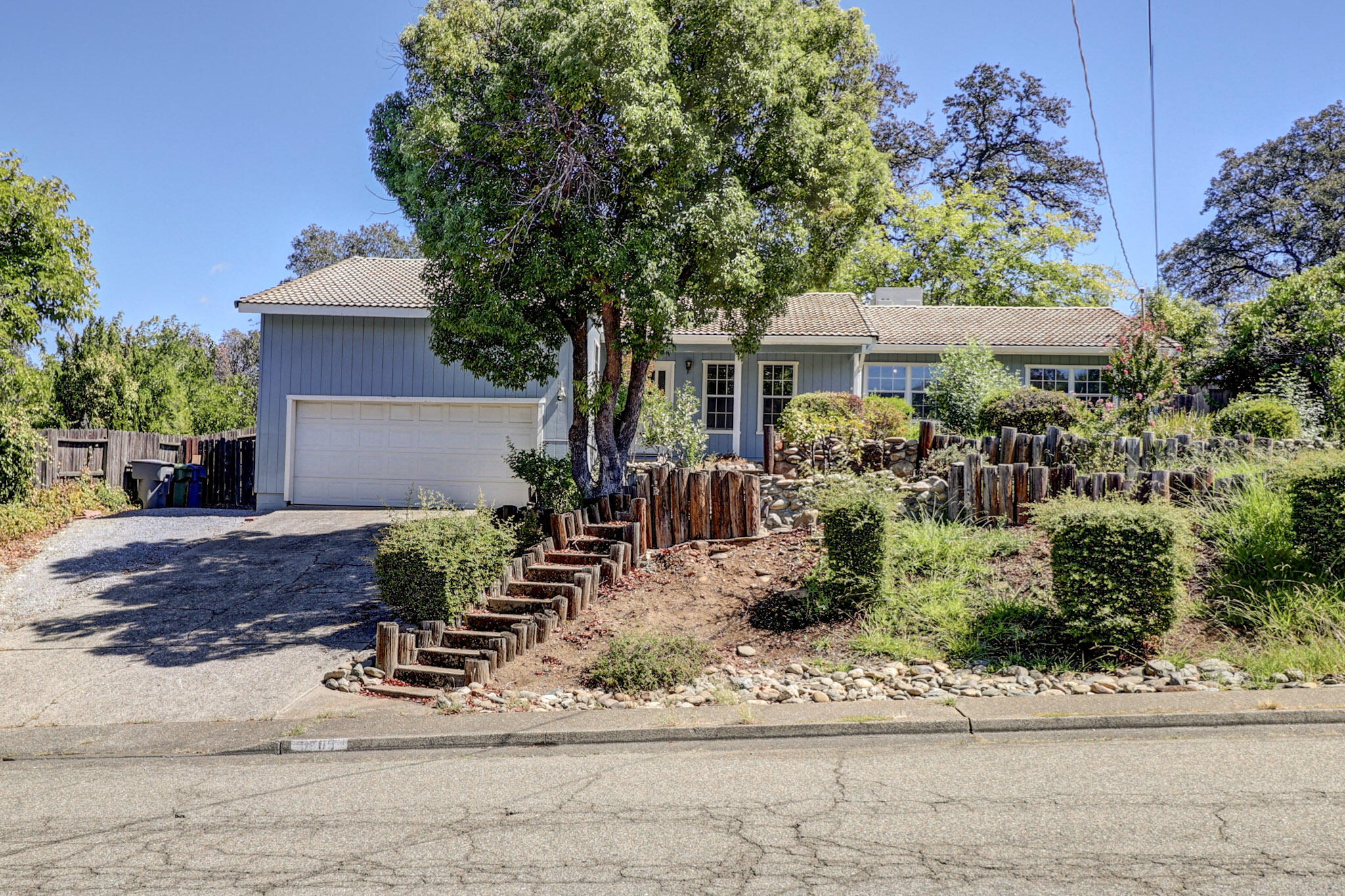 3605 Summit Drive — photo