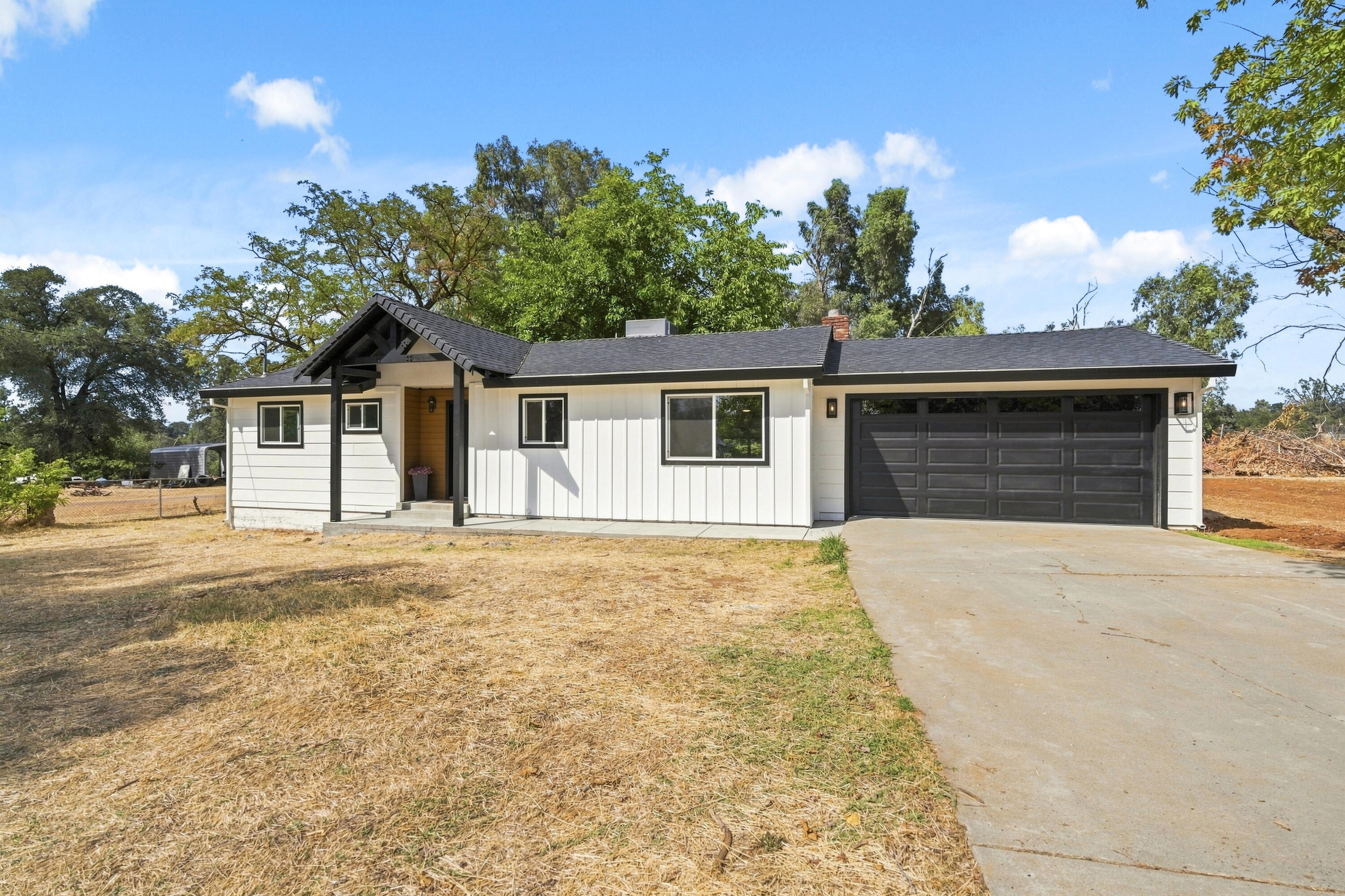 20620 Scenic Drive — photo
