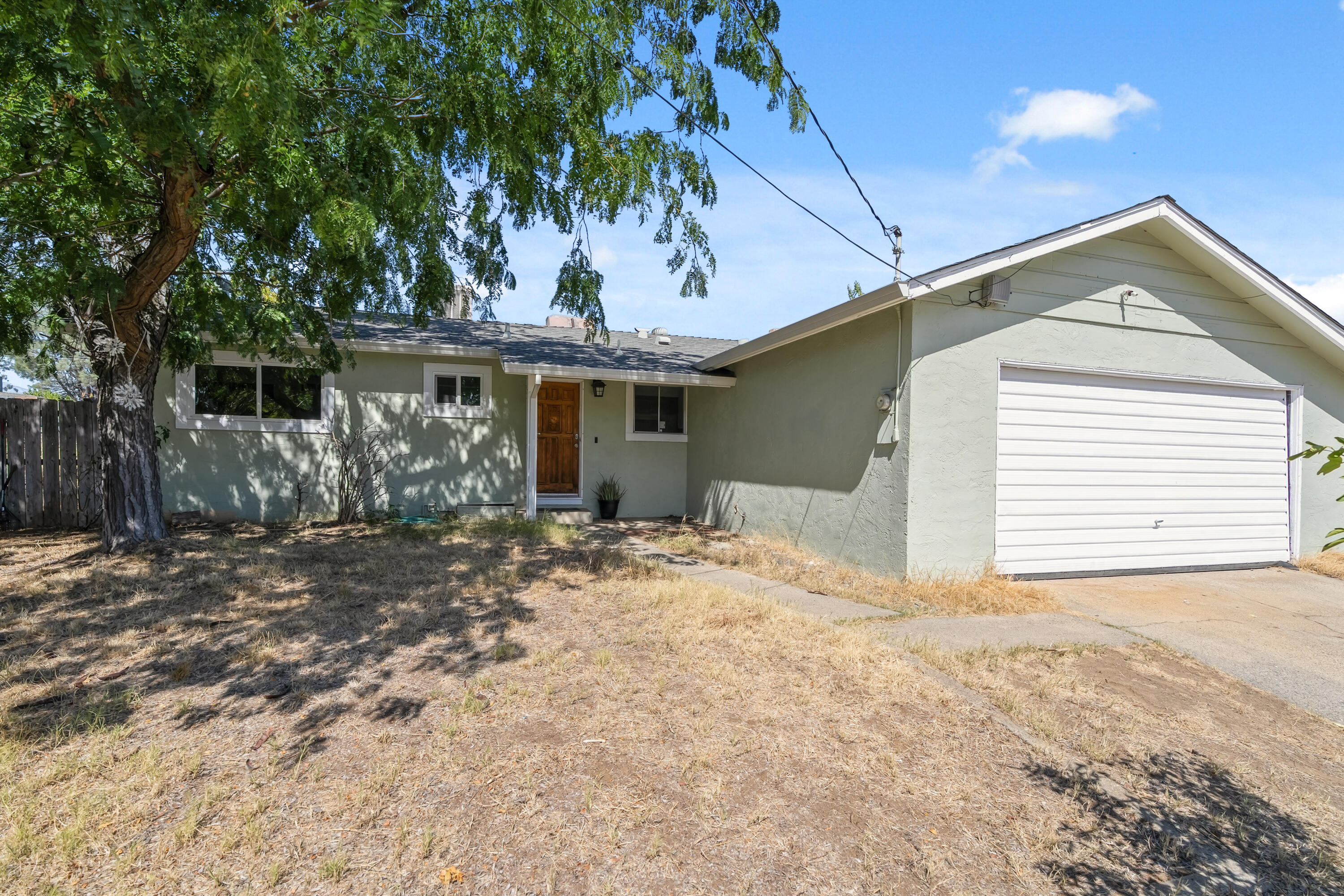 1232 Scenic Way — photo