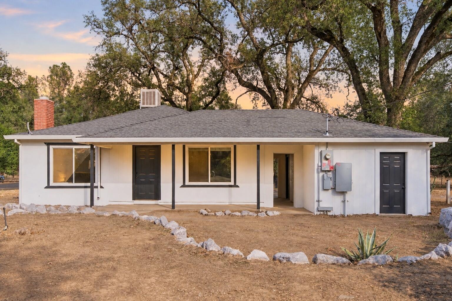 10247 Salmon Creek Road — photo