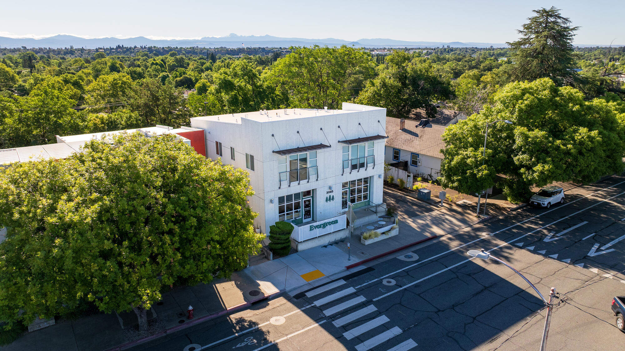 2085 Pine Street, Redding, CA 96001 — photo 2