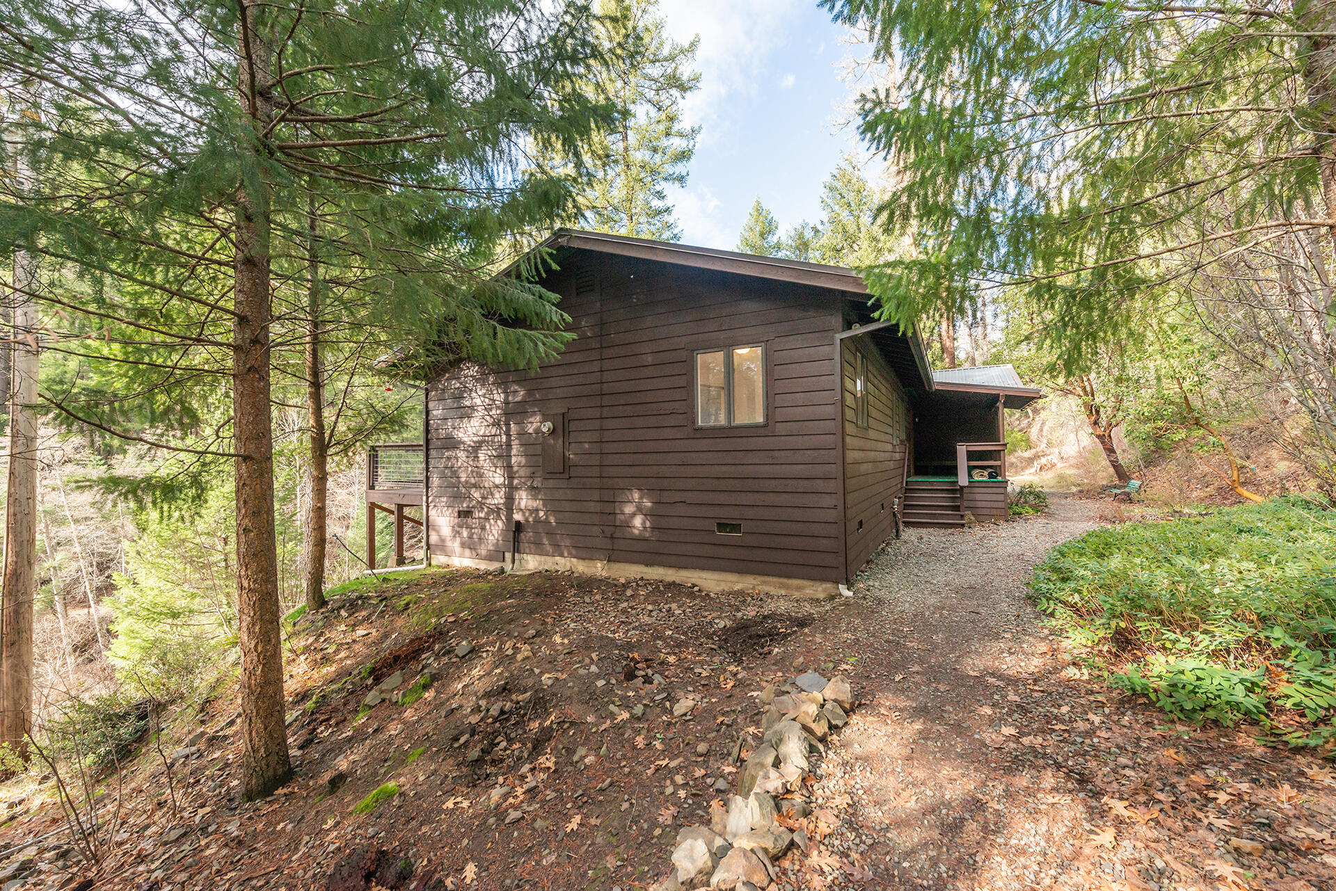 540 Lost Bridge Road, Lewiston, CA 96052