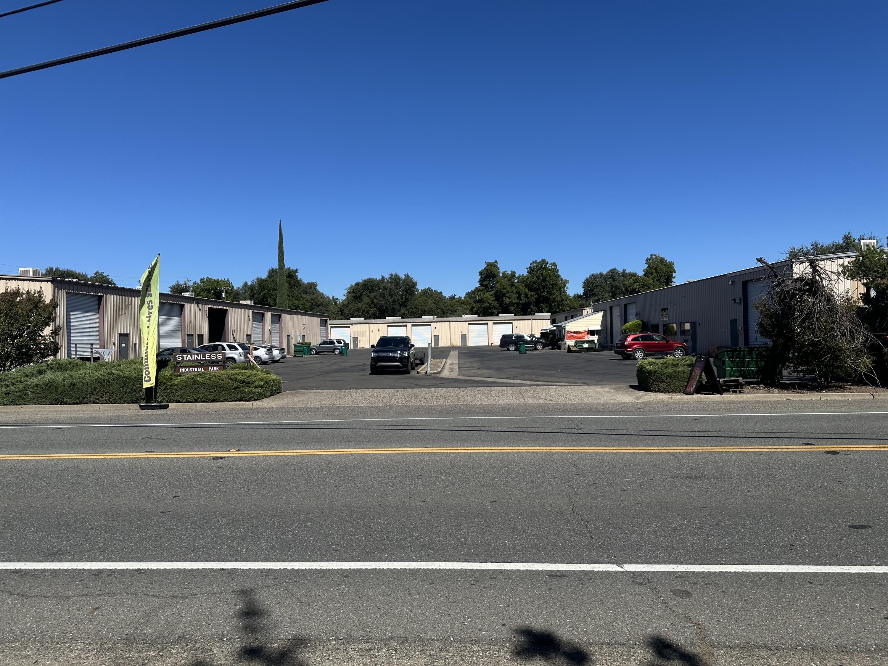 6200 Stainless Way, 15 & 16 — photo