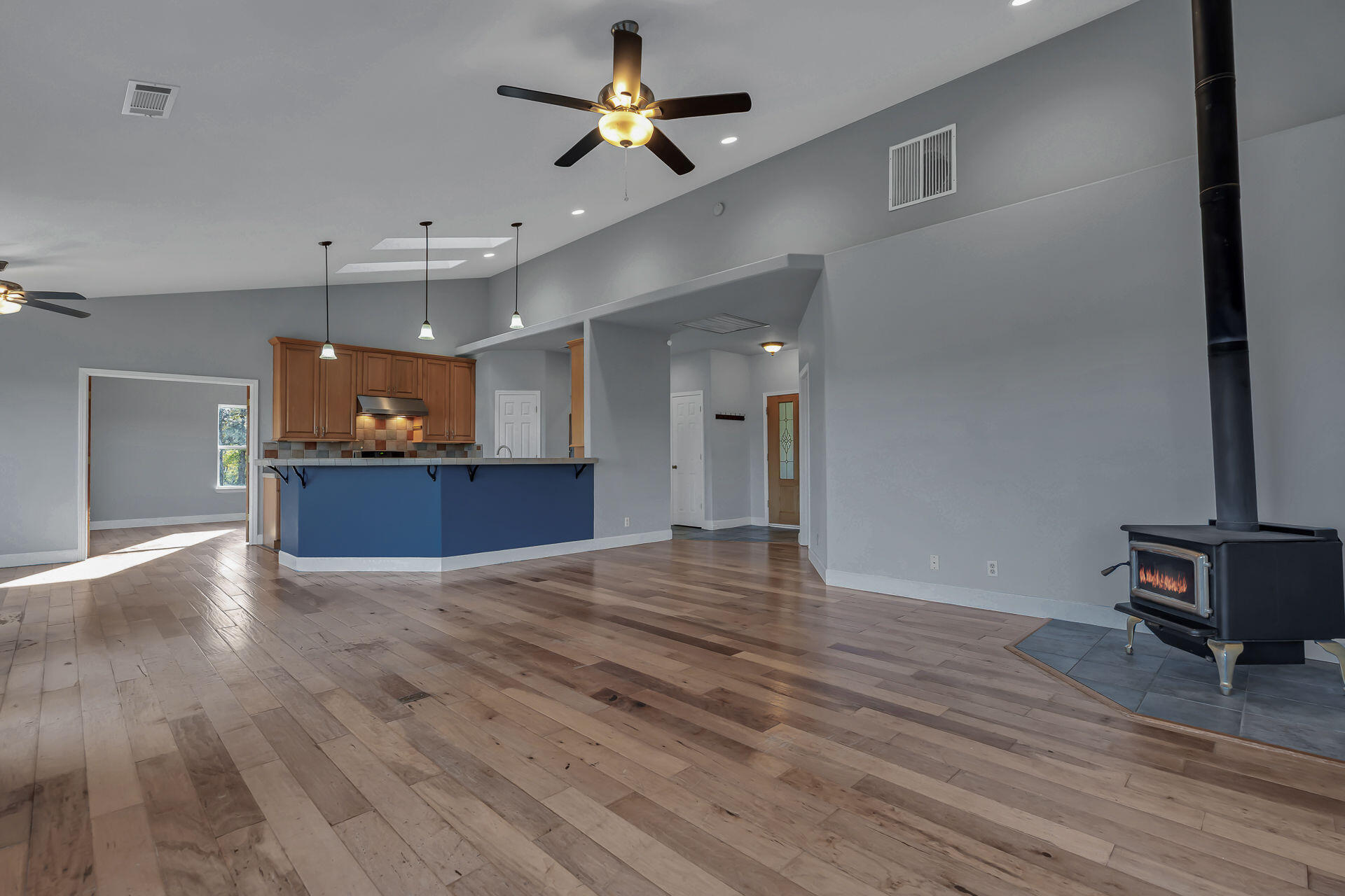 13303 Intermountain Road, Redding, CA 96003 — photo 3