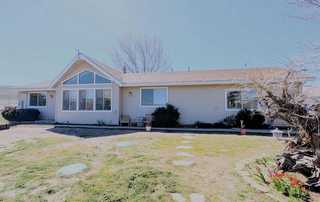 705-040 Indale Drive — photo