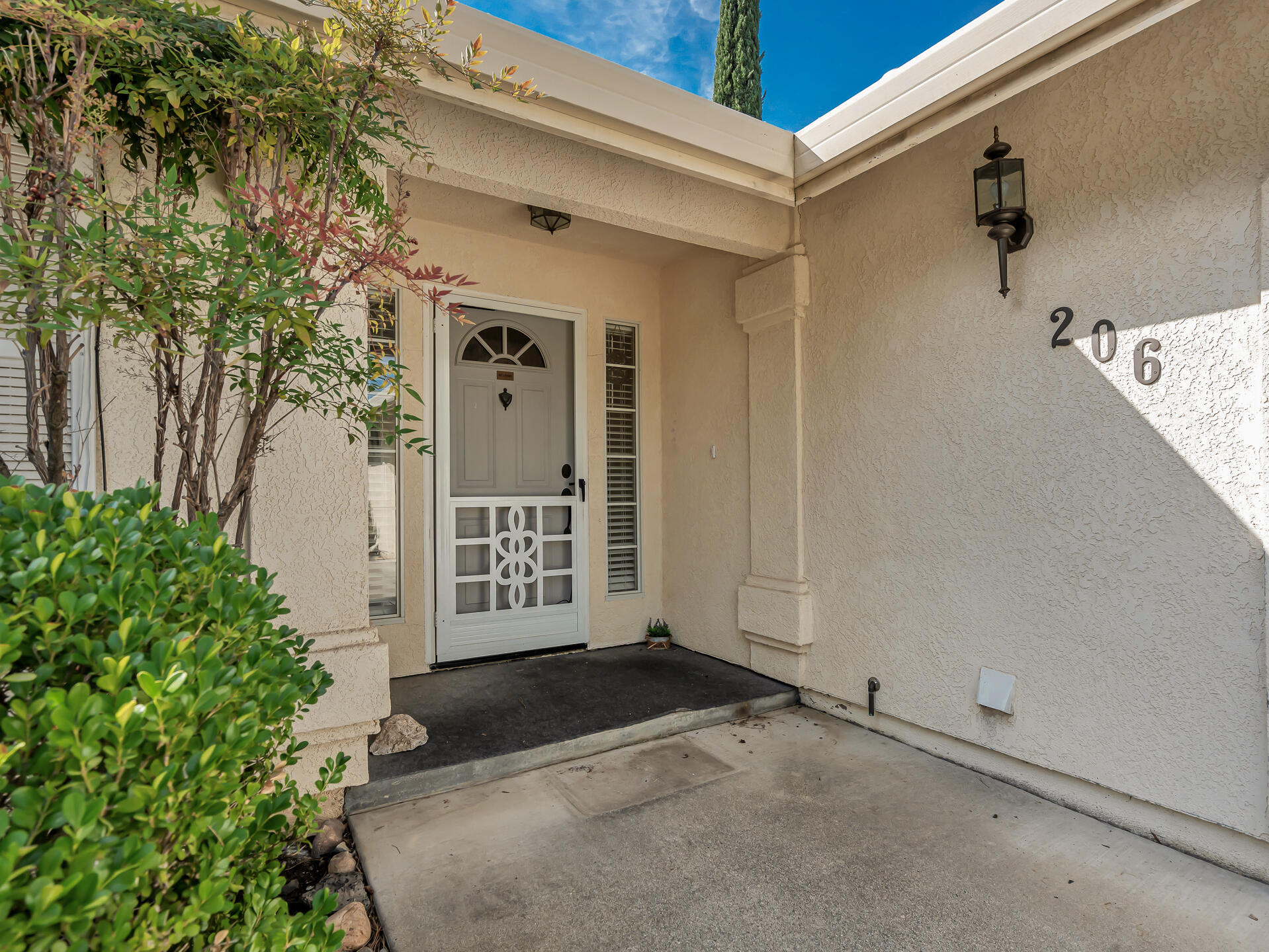 206 Shadowrun Court, Redding, CA 96003 — photo 2