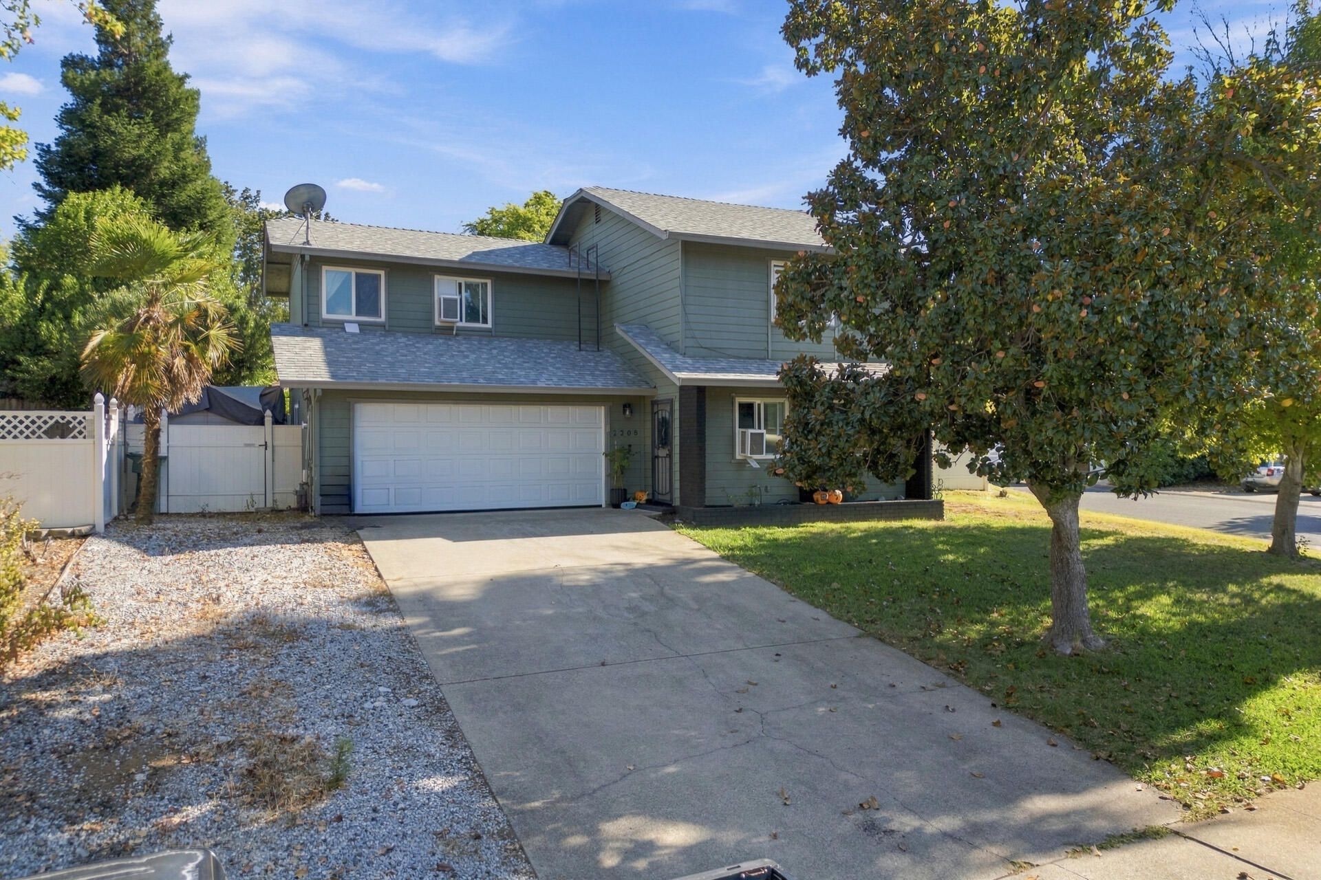2205 Jessica Way, Redding, CA 96002 | Realty.com