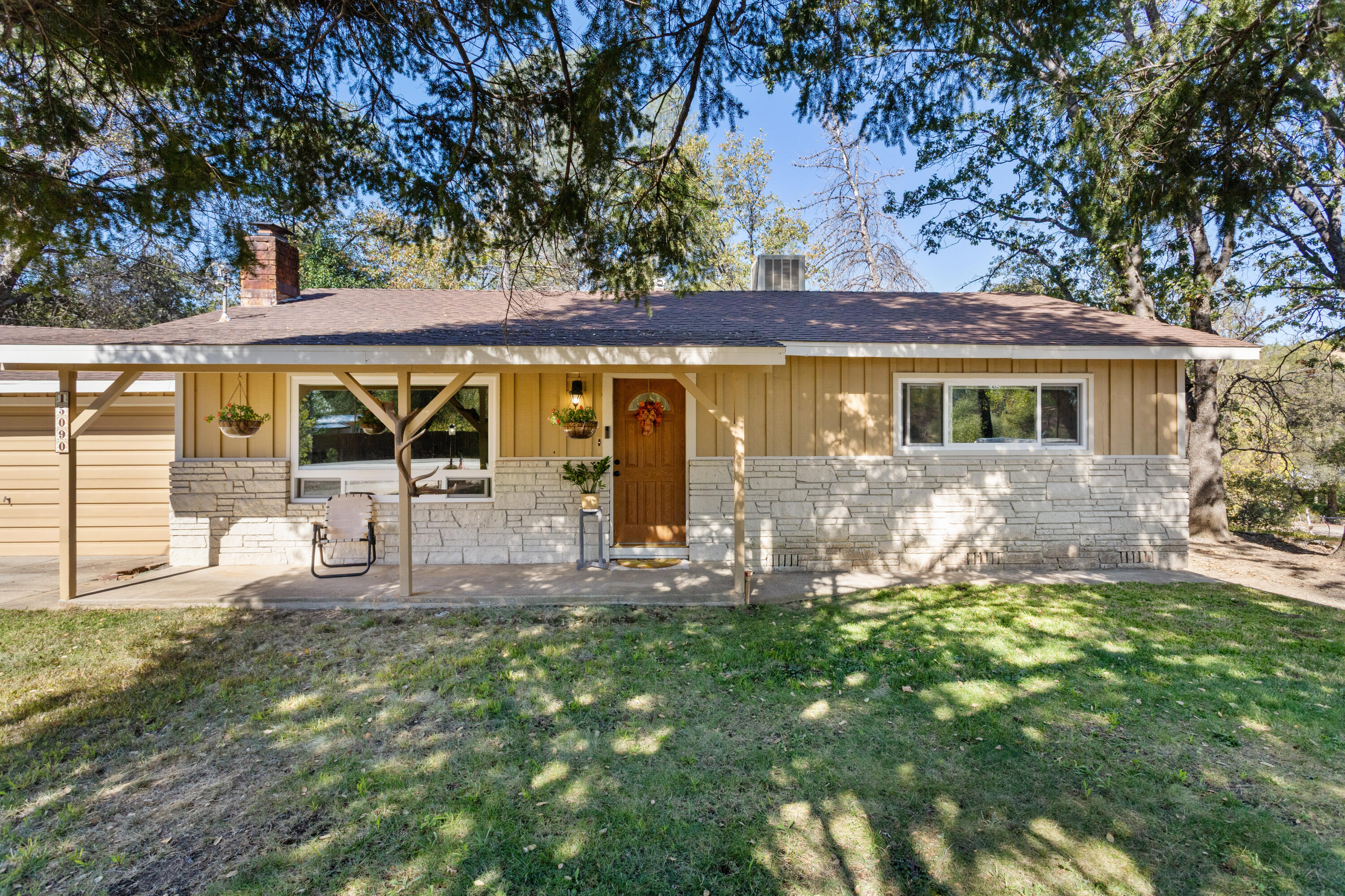 15090 Rock Creek Road — photo