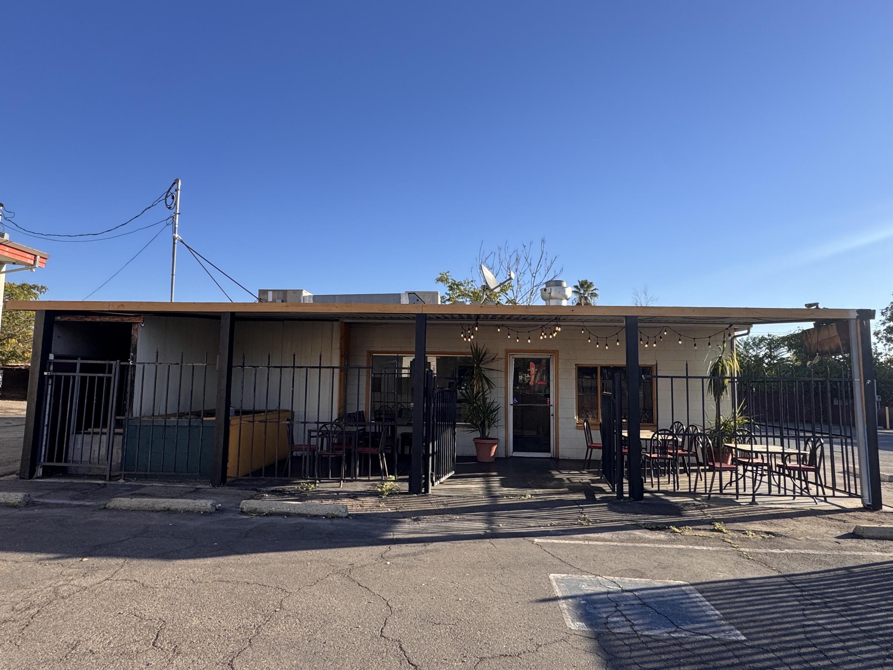 2030 Eureka Way — photo