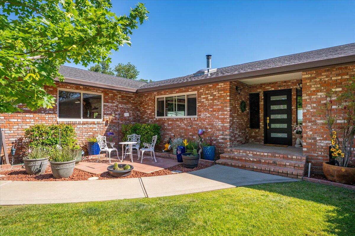 21350 Wilcox Road — photo