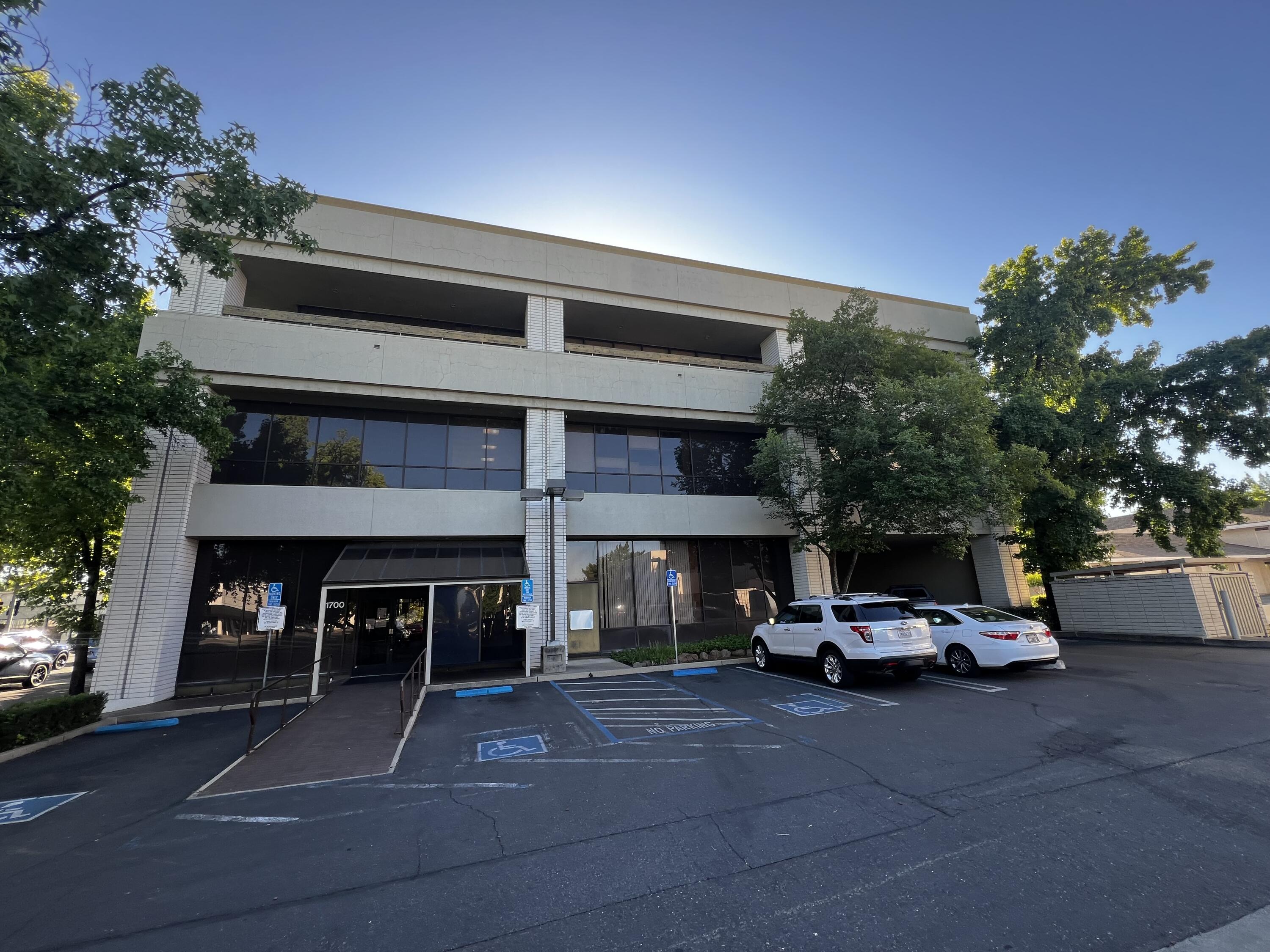 1700 Pine Street, 1st Floor Office Space — photo