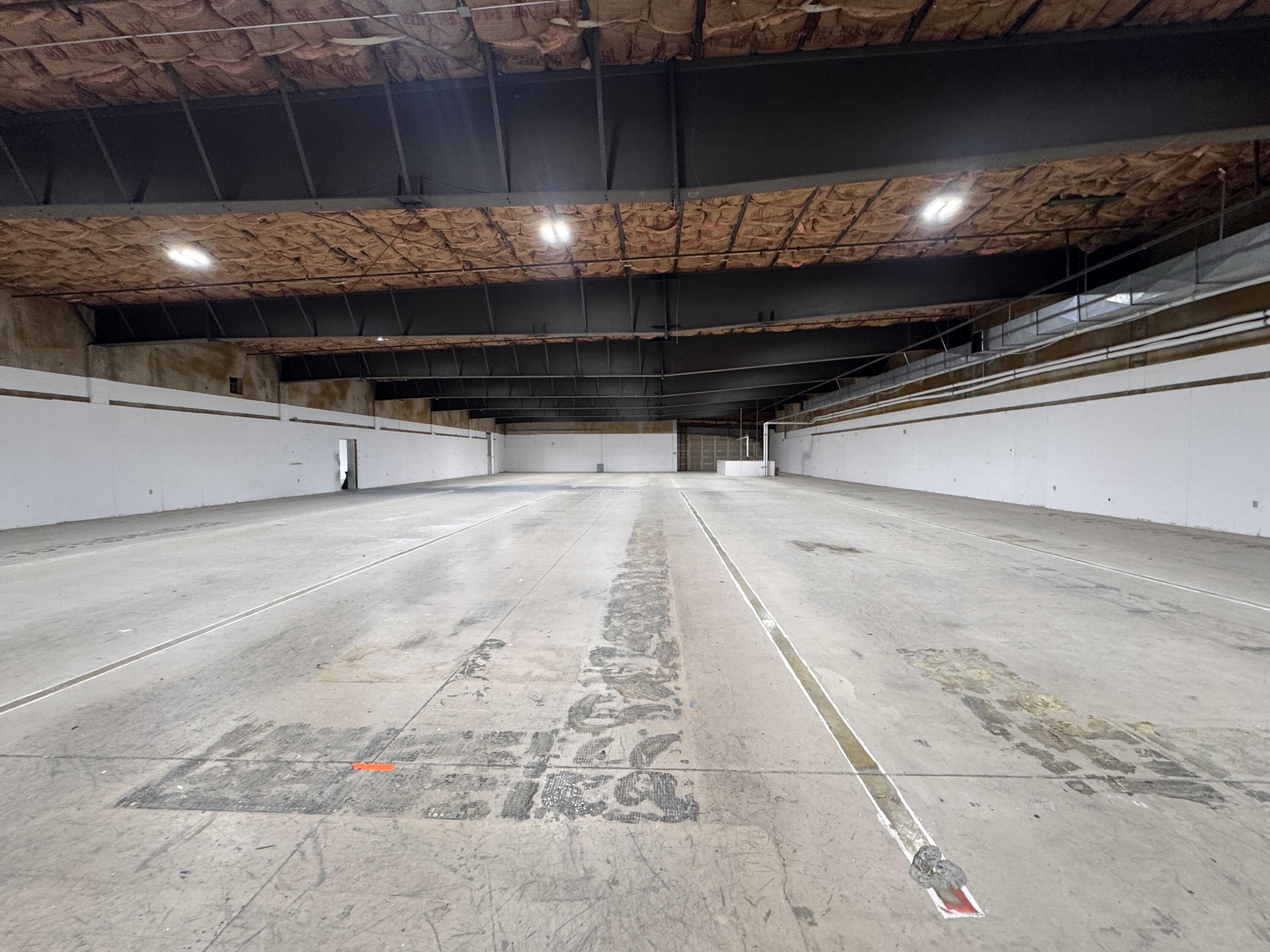 4300 Caterpillar Road, Suite D — photo