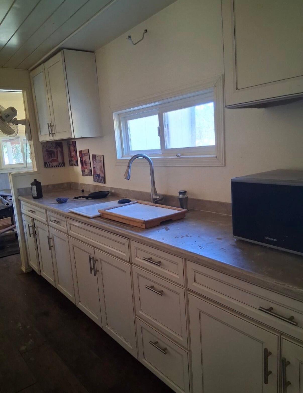 321 Madrone Avenue, Hayfork, CA 96041 — photo 3