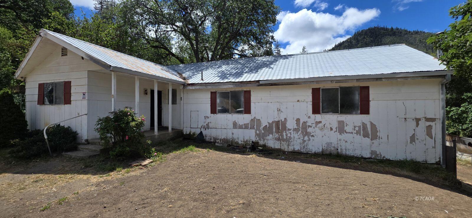 17841 Wildwood Road, Hayfork, CA 96041 — photo 2