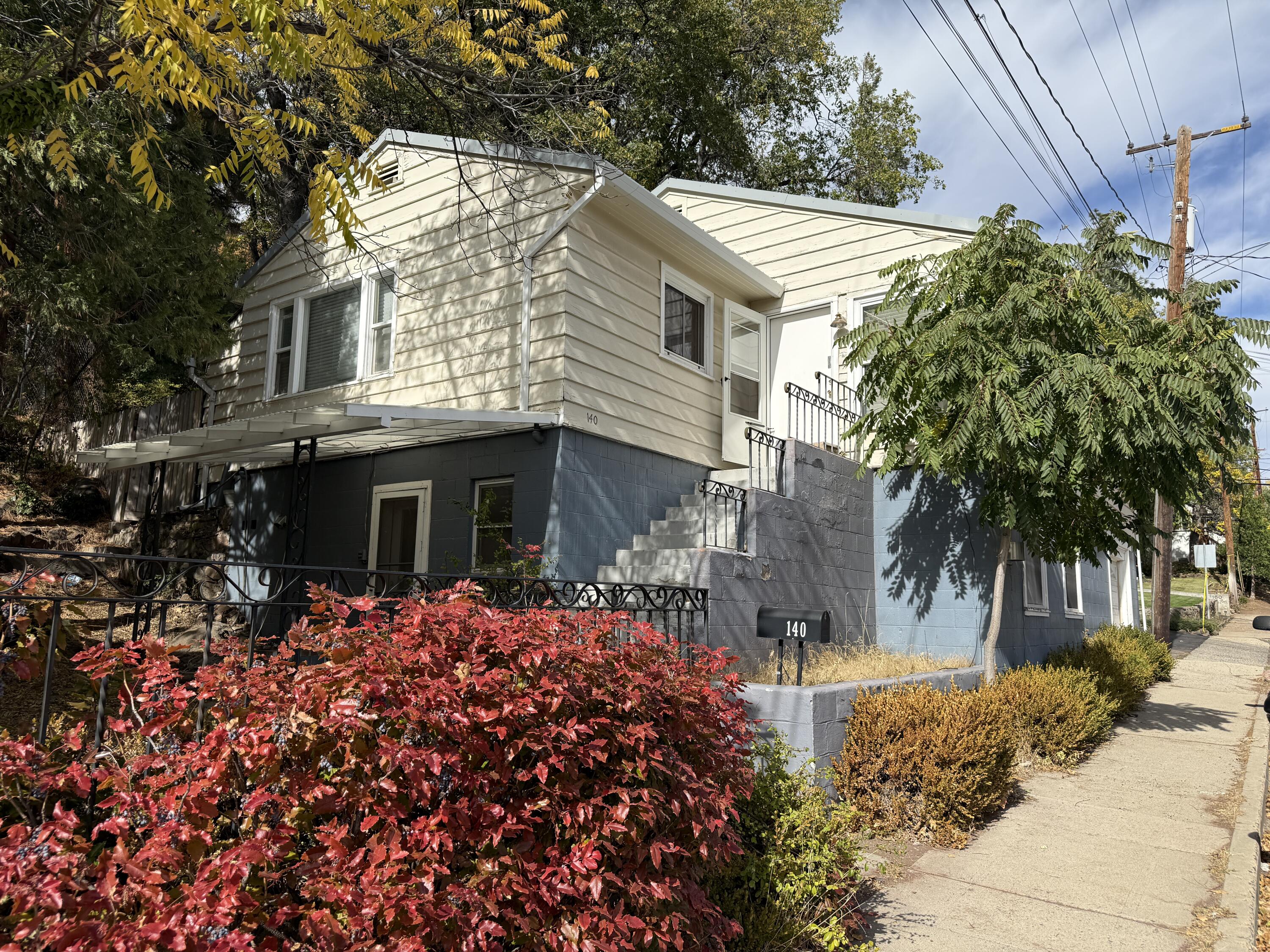 140 N Pine Street — photo