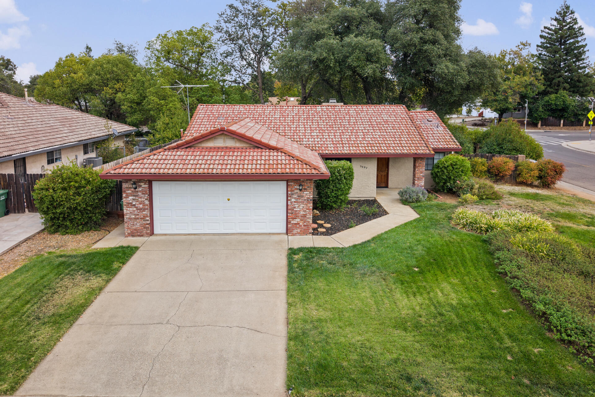 3697 Sunwood Drive — photo
