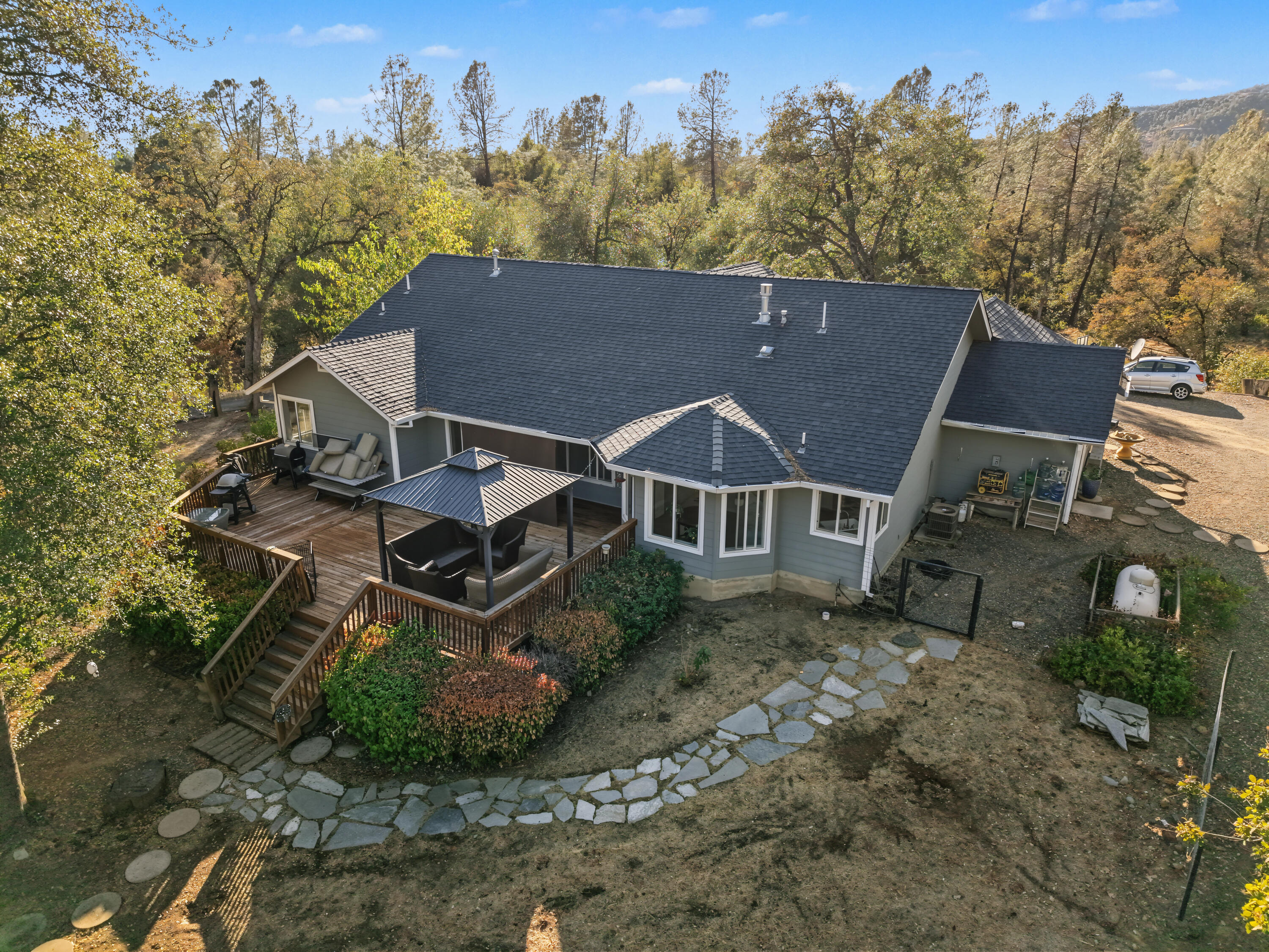 8634 Simmons Road — photo