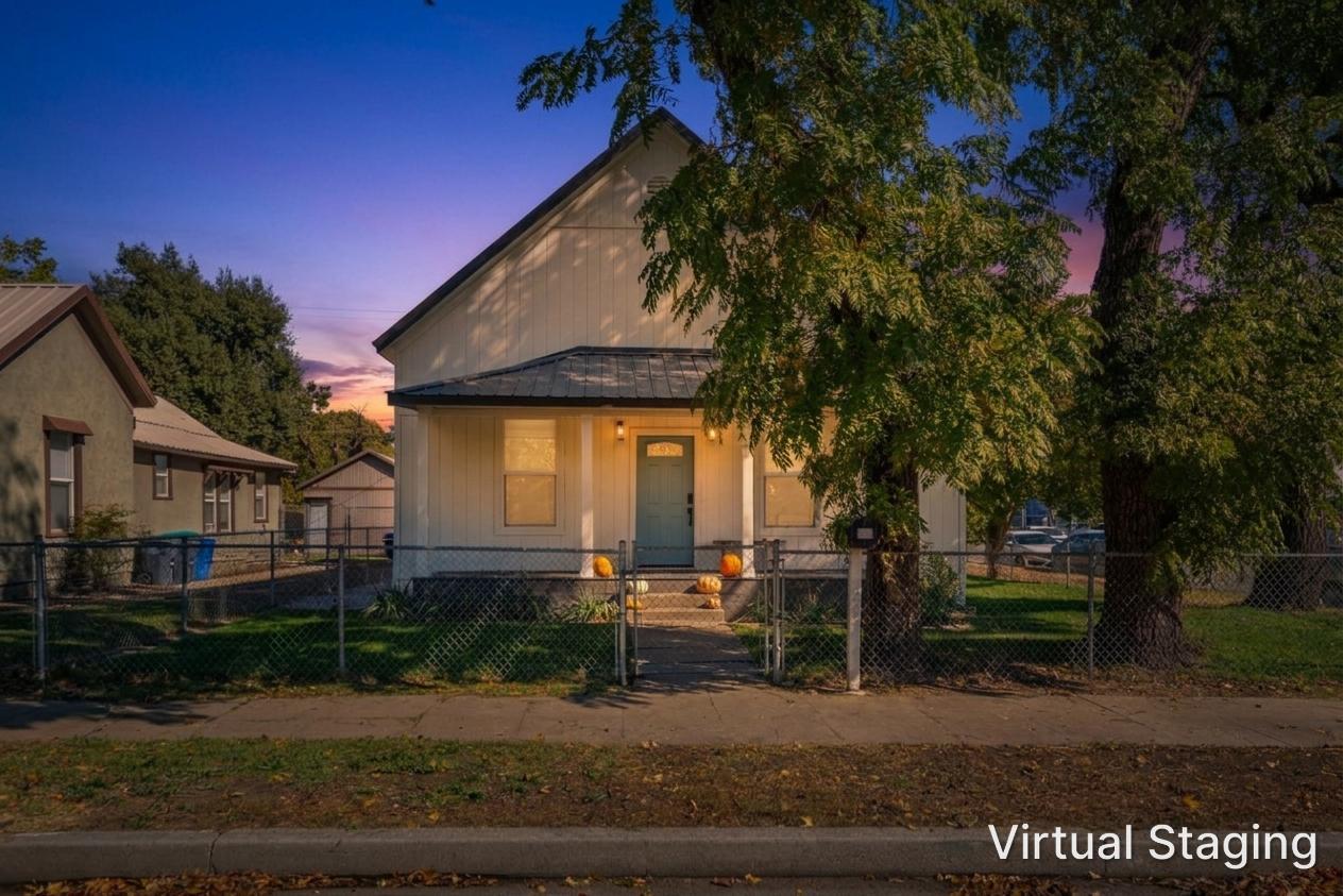 708 Johnson Street — photo