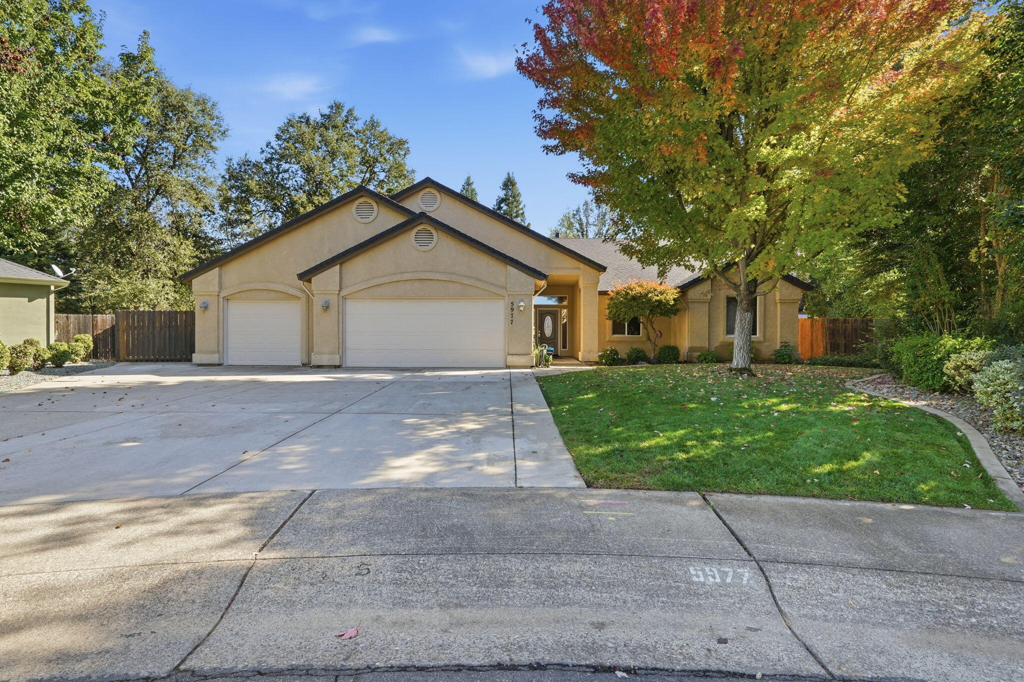 5977 Fairmont Drive — photo