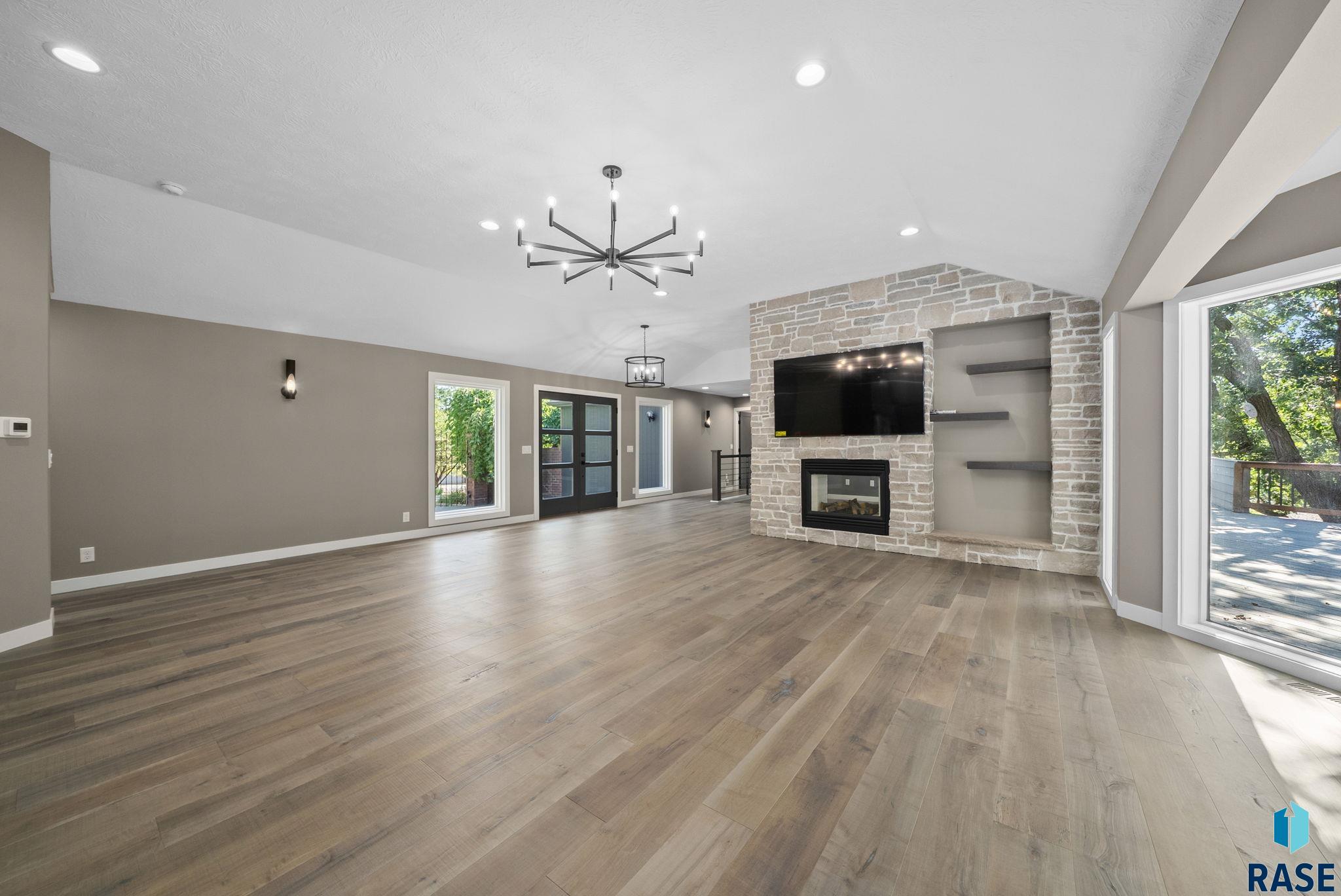 1200 E Tomar Road, Sioux Falls, SD 57105 — photo 3