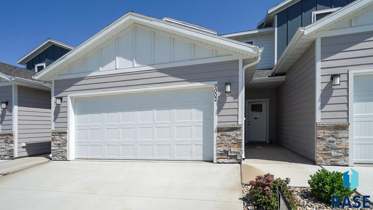 7002 E Brooks Edge Place — photo