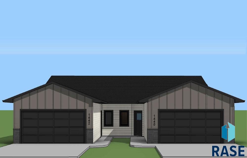 1440 N Mae Place — photo