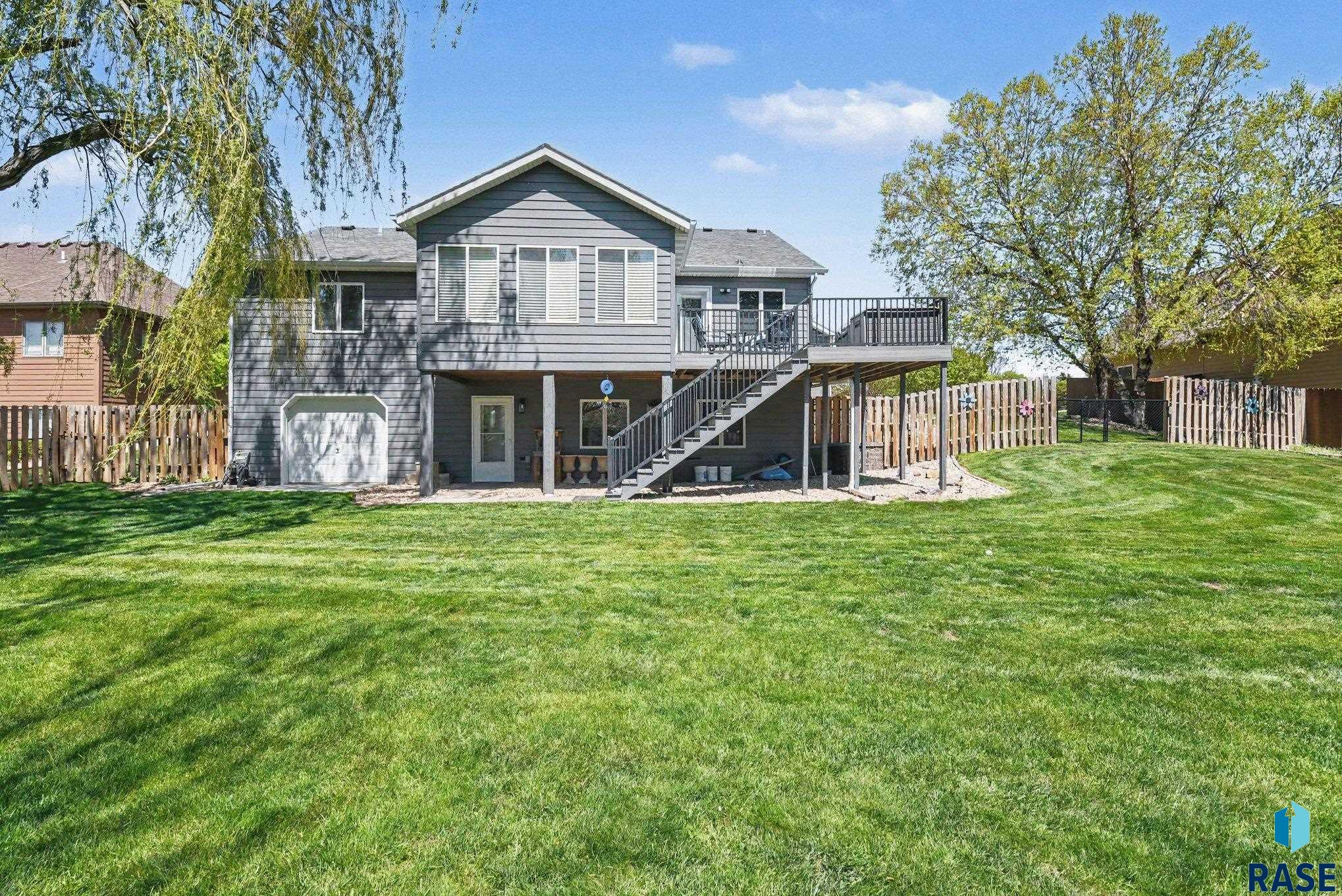 1025 Heritage Drive — photo