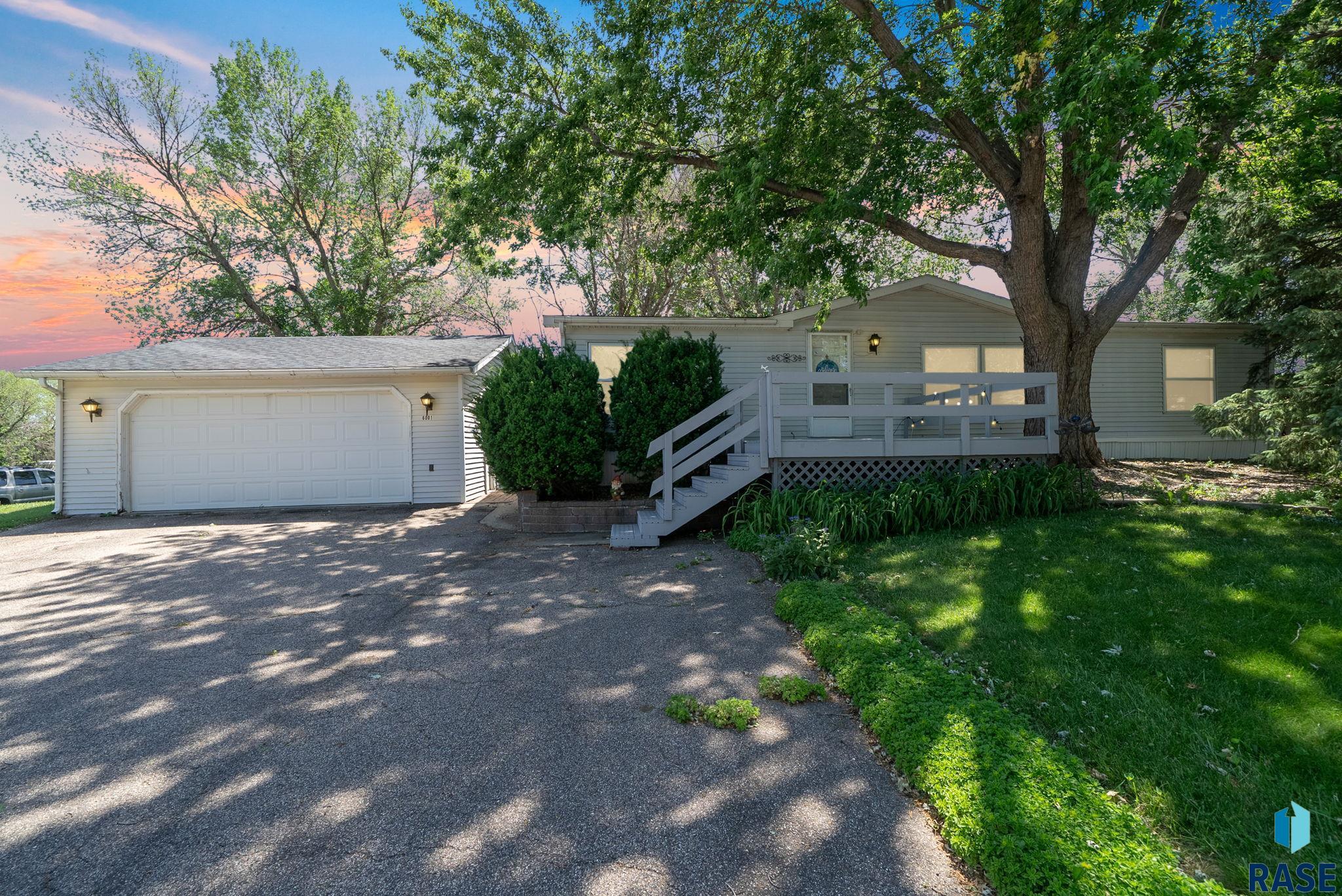 6001 W Tanager Place — photo