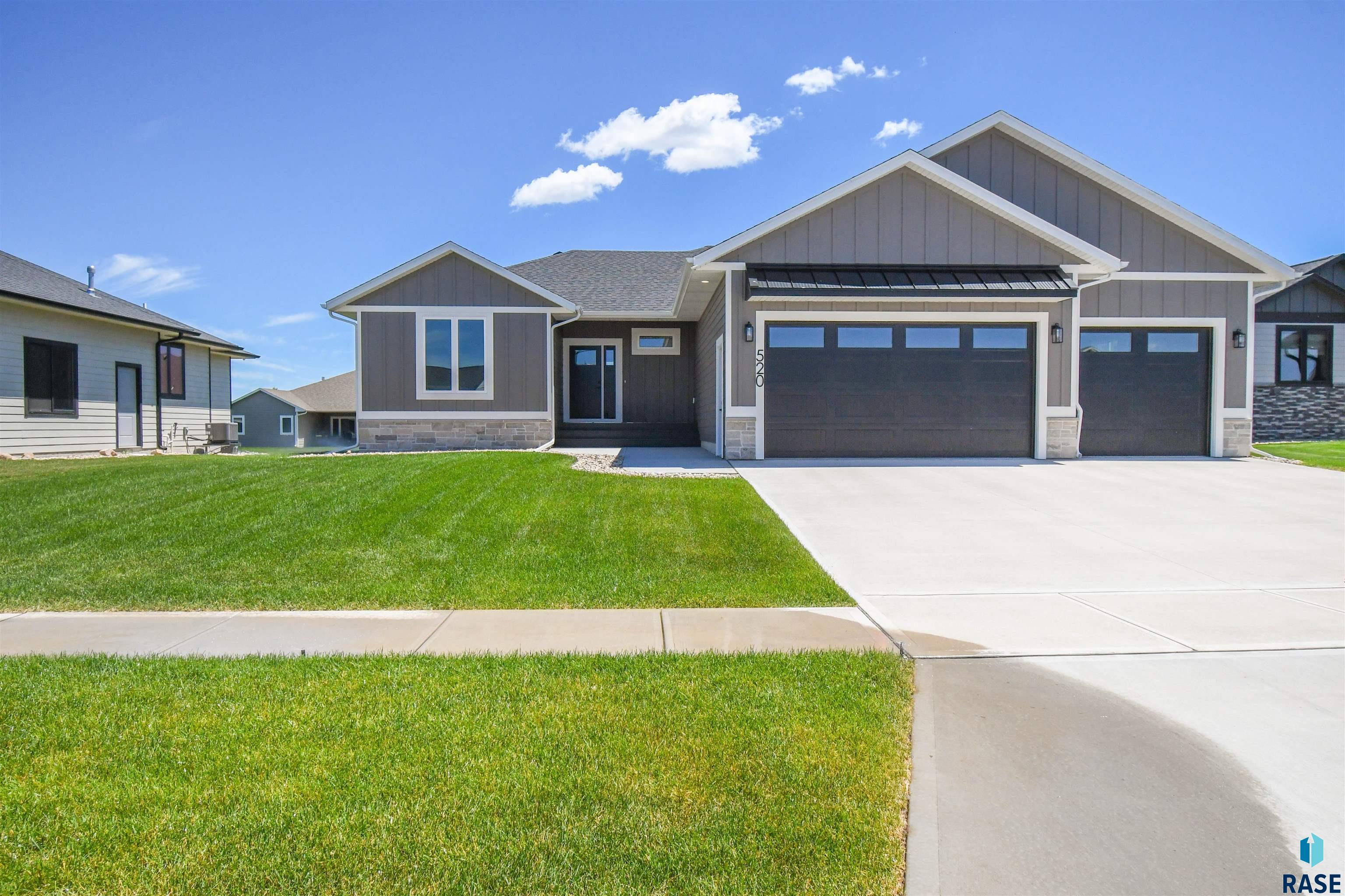 520 Quartzite Avenue, Tea, SD 57064 — photo 2