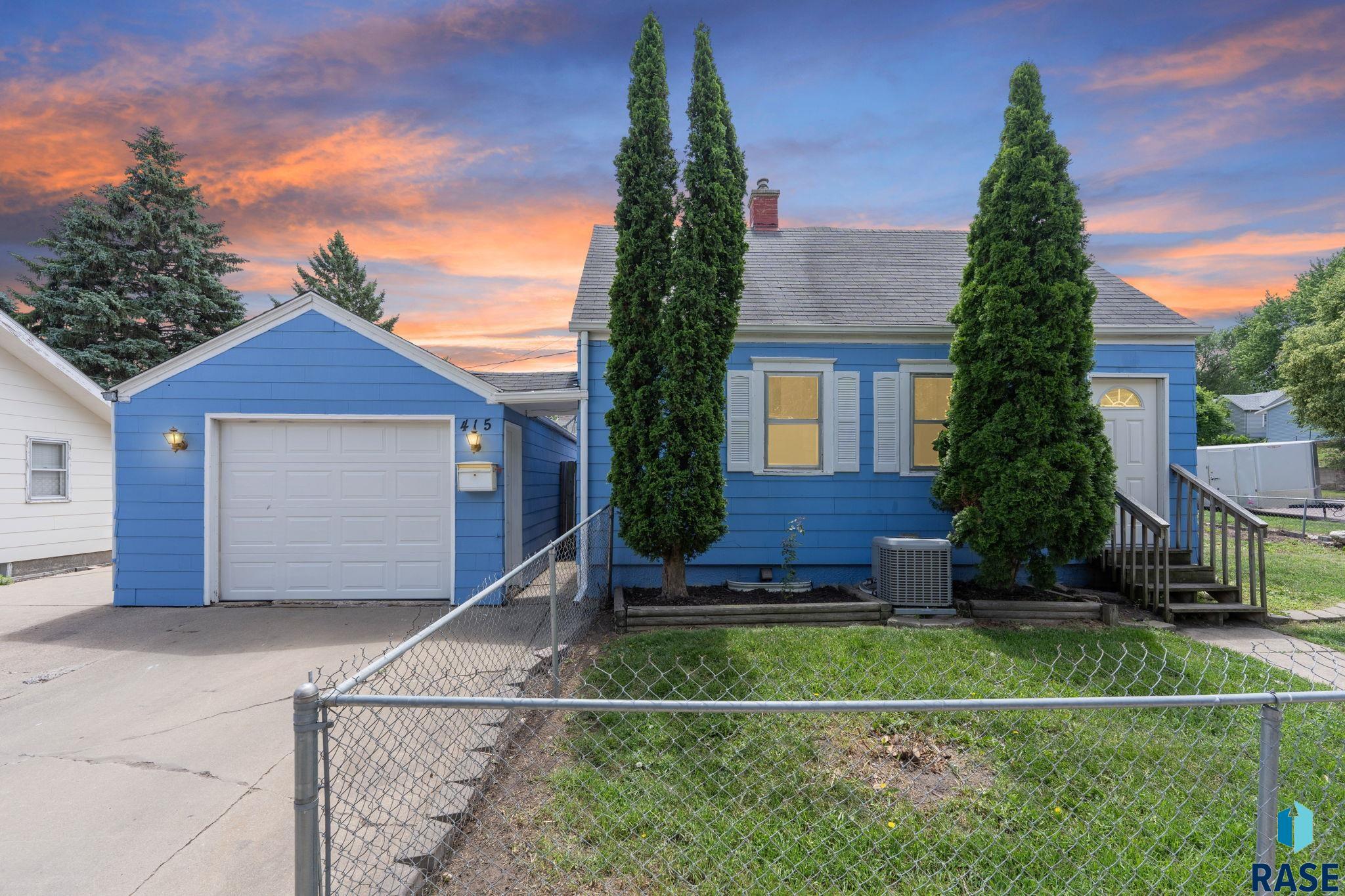 415 W Bailey Street — photo