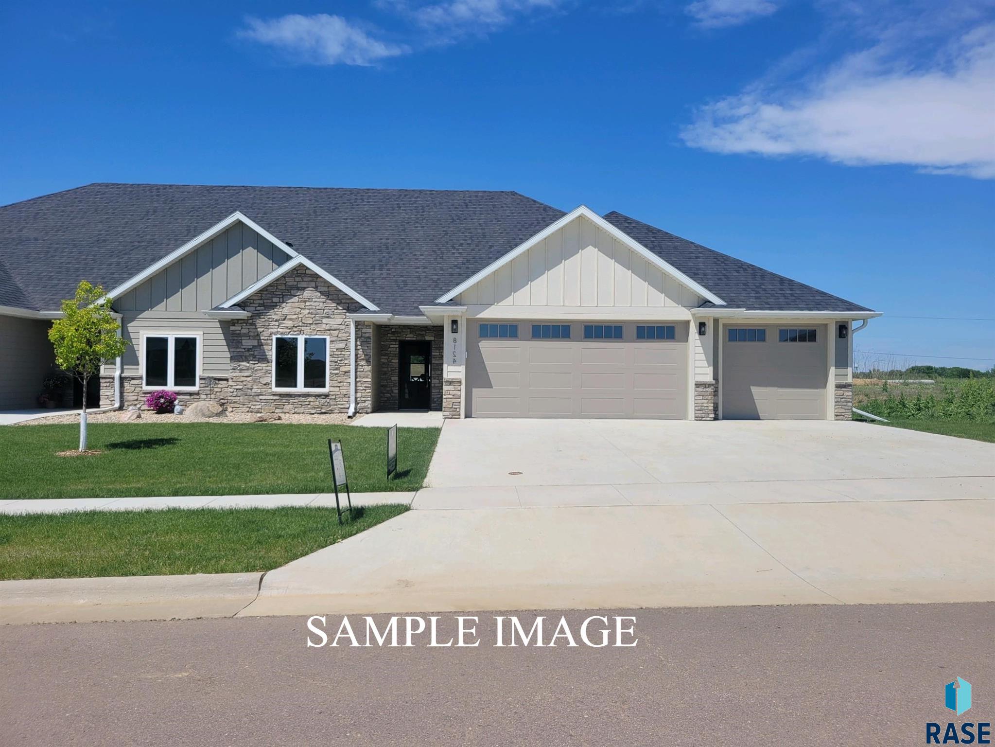 8114 E Norway Pine Trail — photo