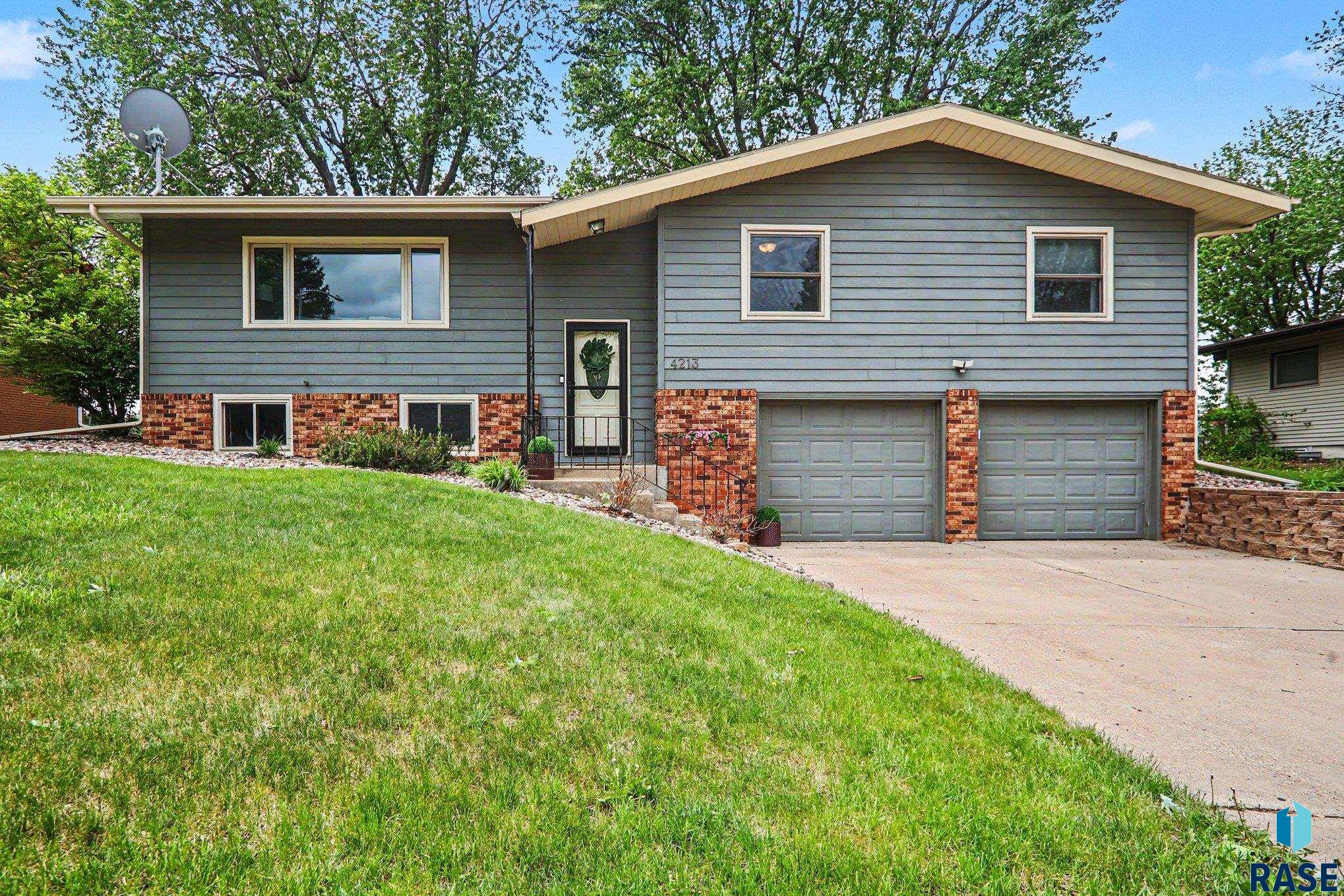 4213 S Hickory Hill Road — photo