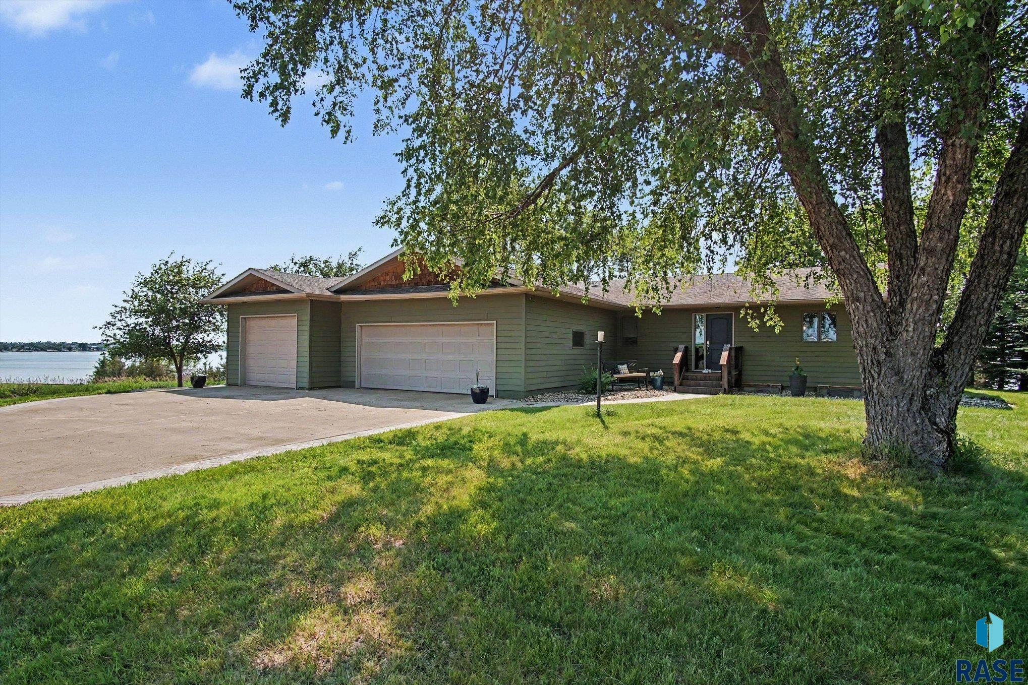 6767 Wicklow Hills Lane — photo