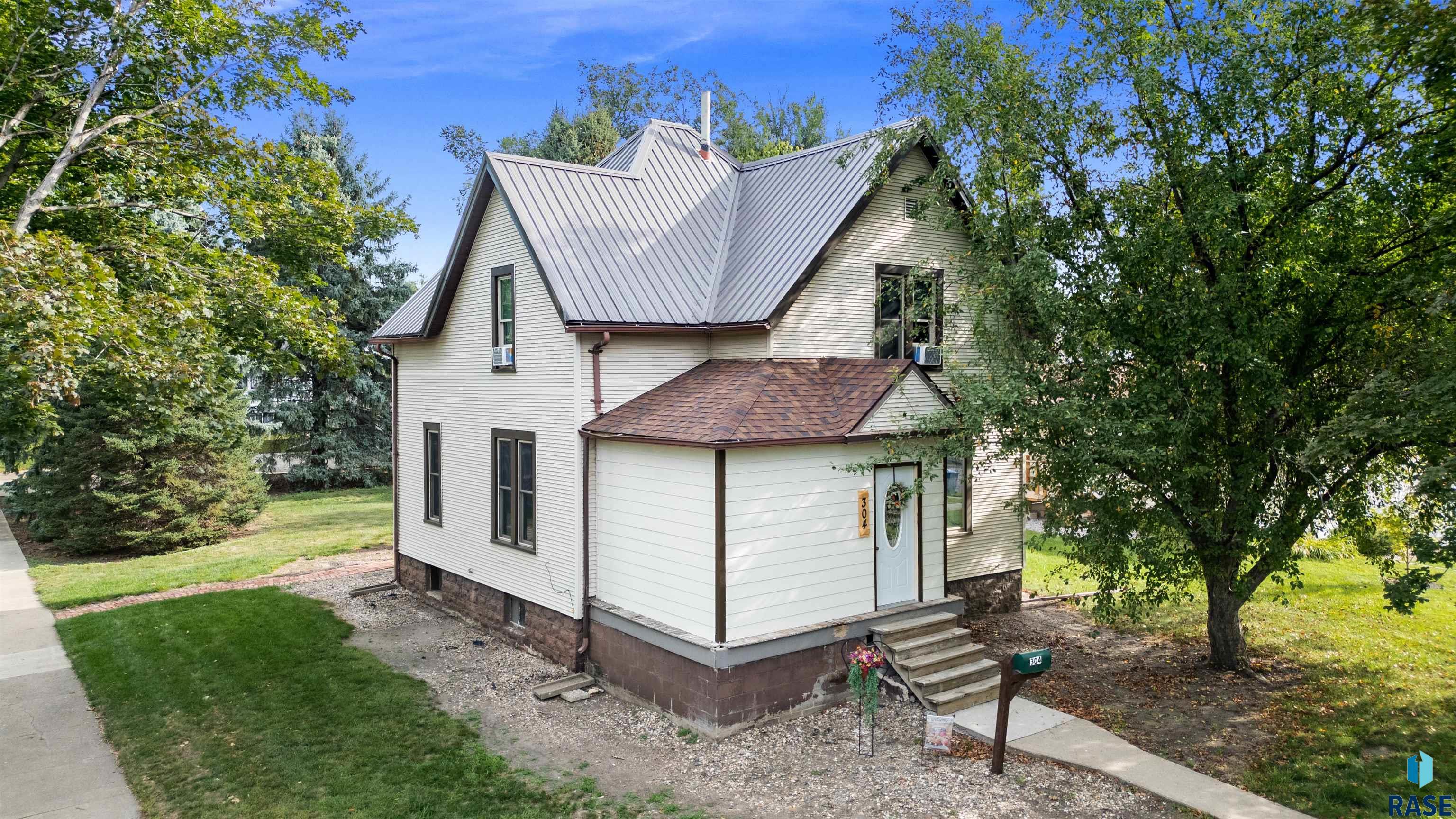 304 E 2nd Street, Canton, SD 57013 — photo 3