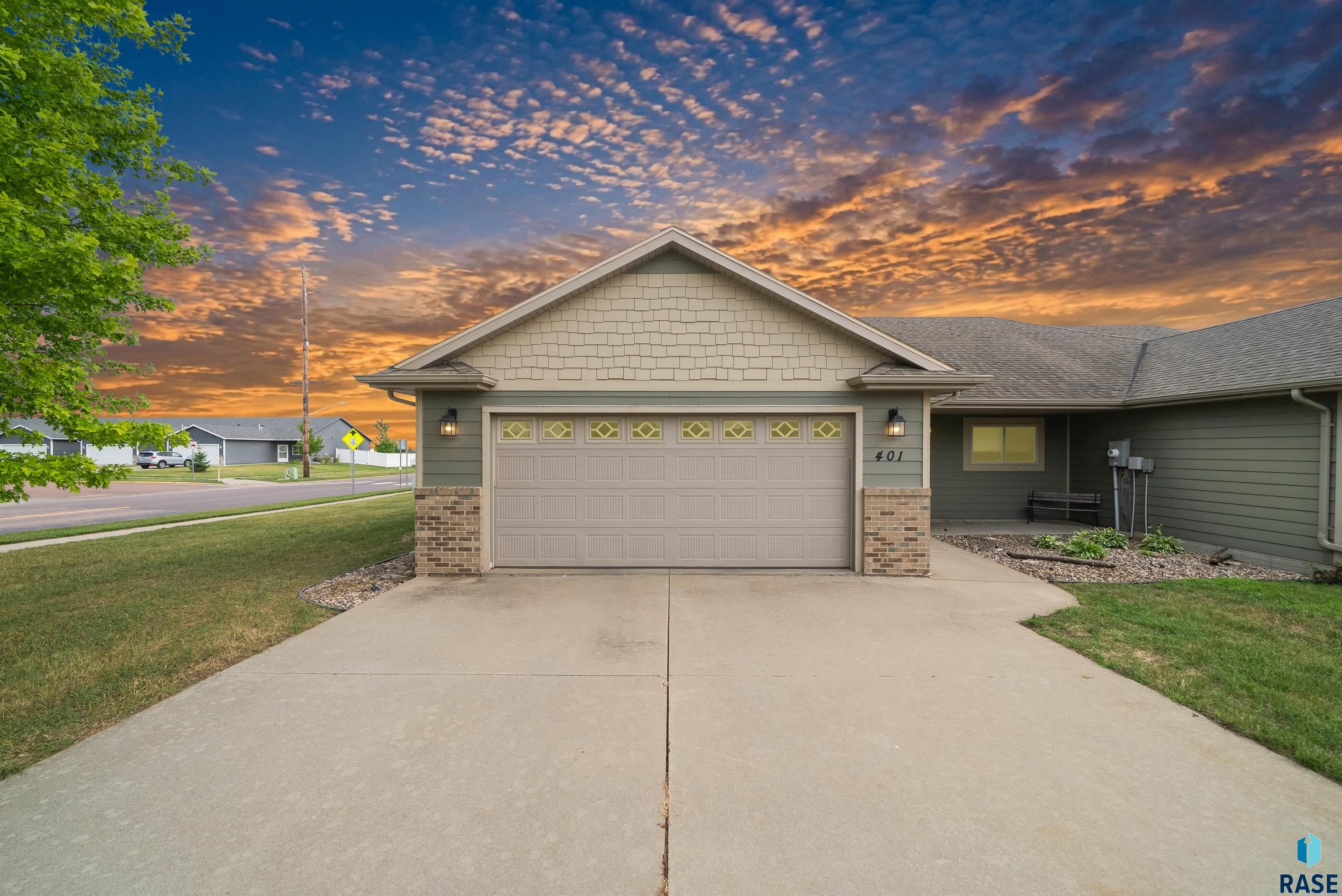 401 Cypress Circle — photo