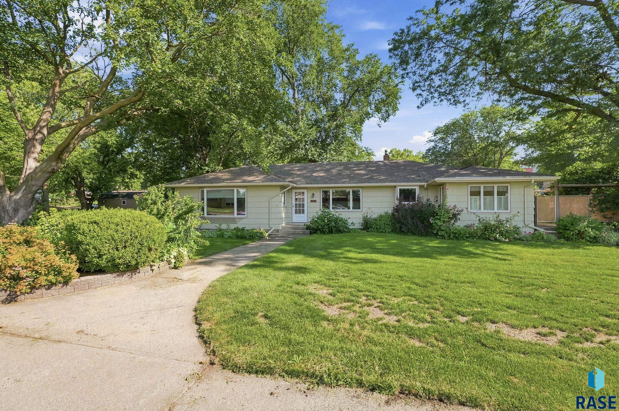 512 E 7th Street, Dell Rapids, SD 57022 — photo 3