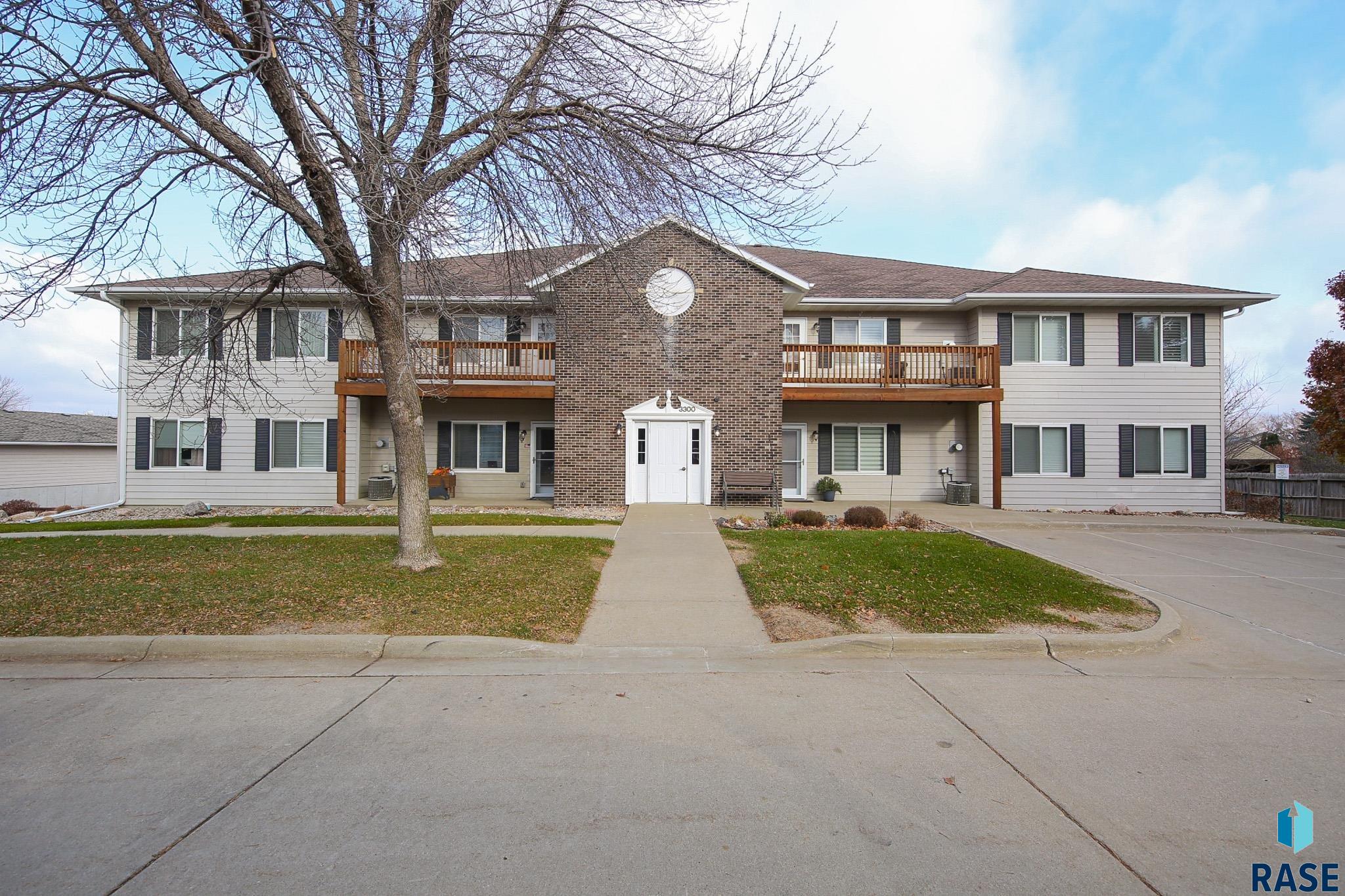 3300 W Miles Place 201 — photo