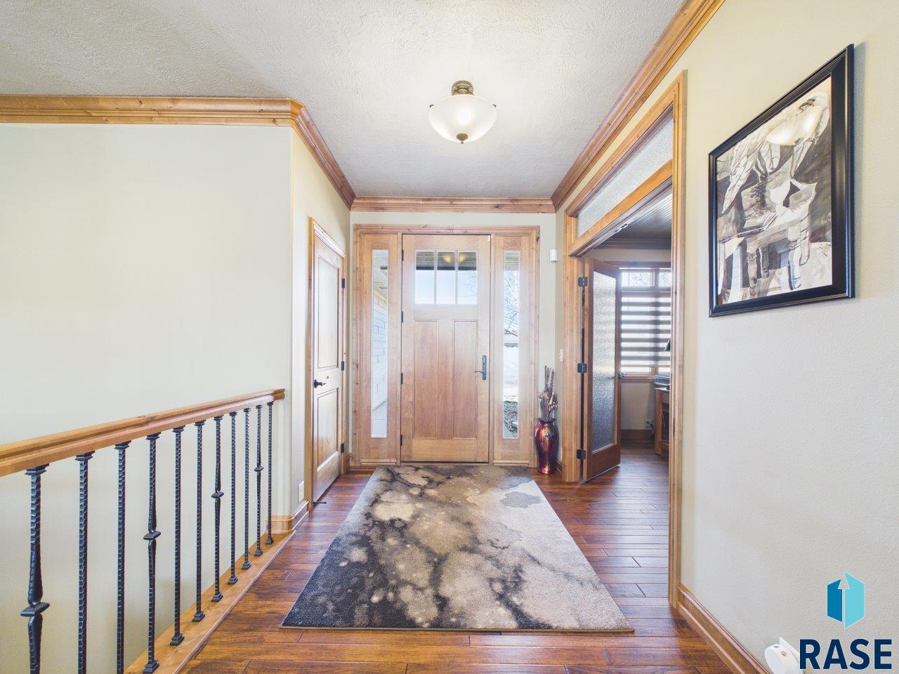 305 E 77th Street, Sioux Falls, SD 57108 — photo 3
