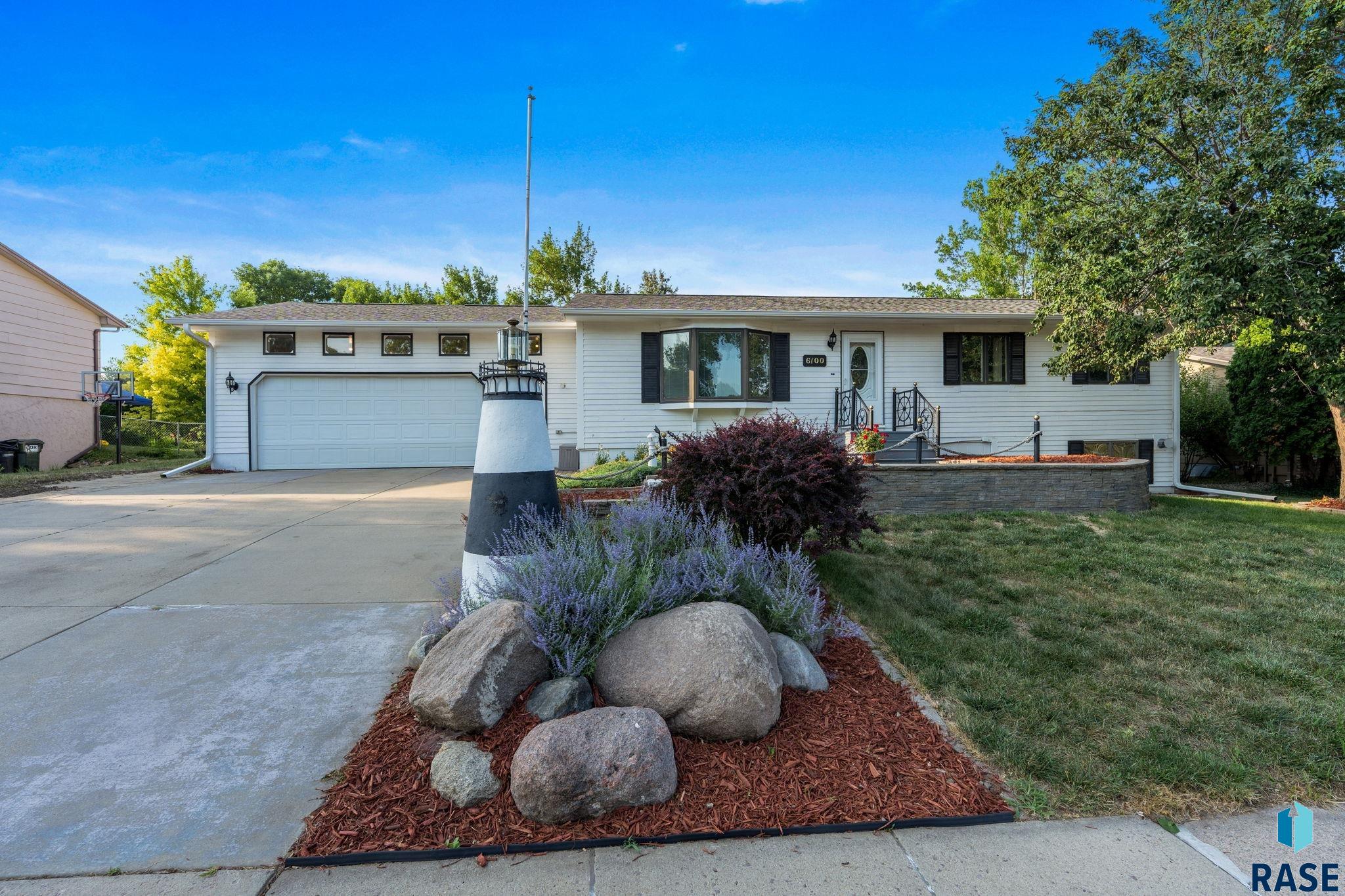 6100 W Westminster Drive — photo