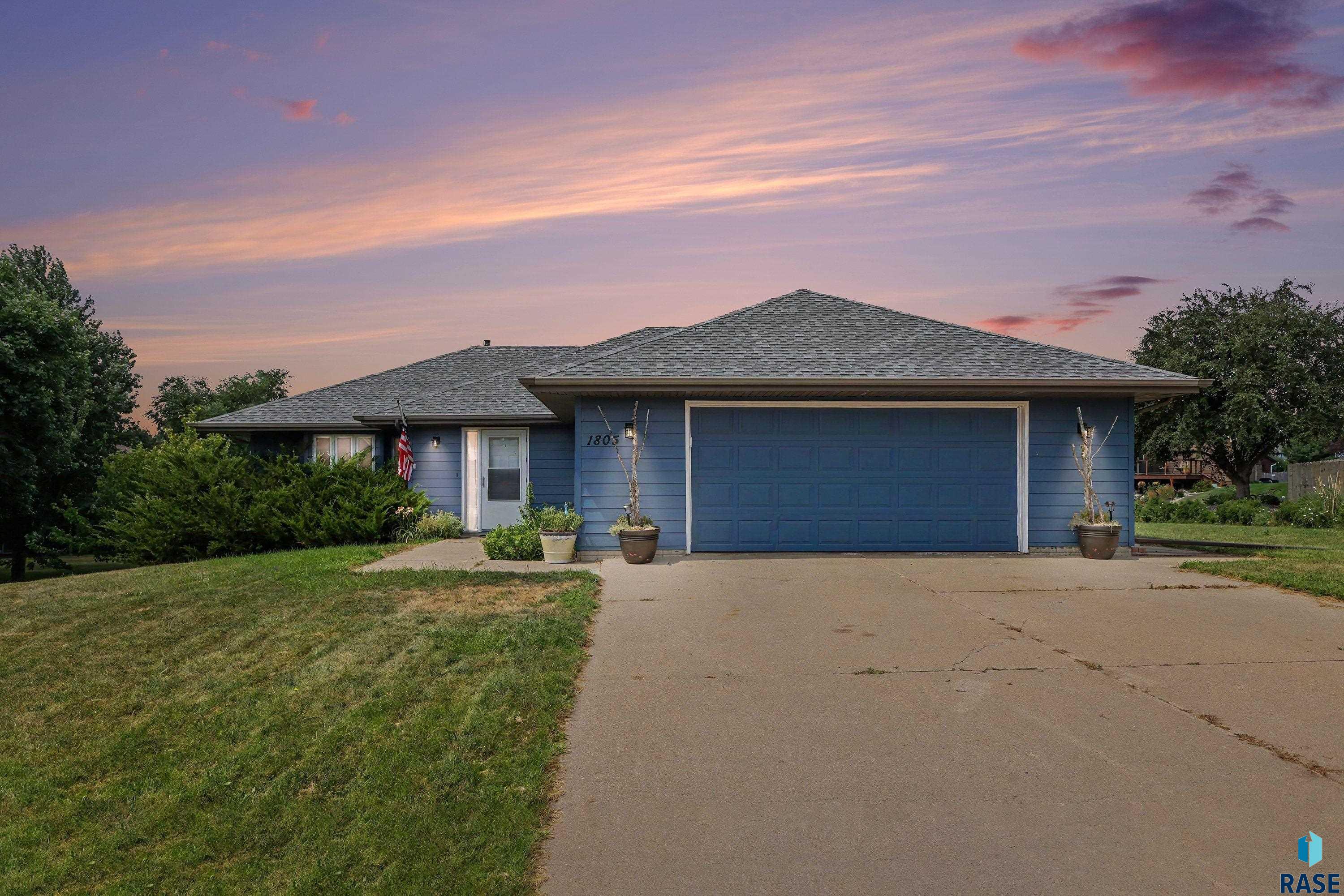 1805 S Cranston Circle — photo
