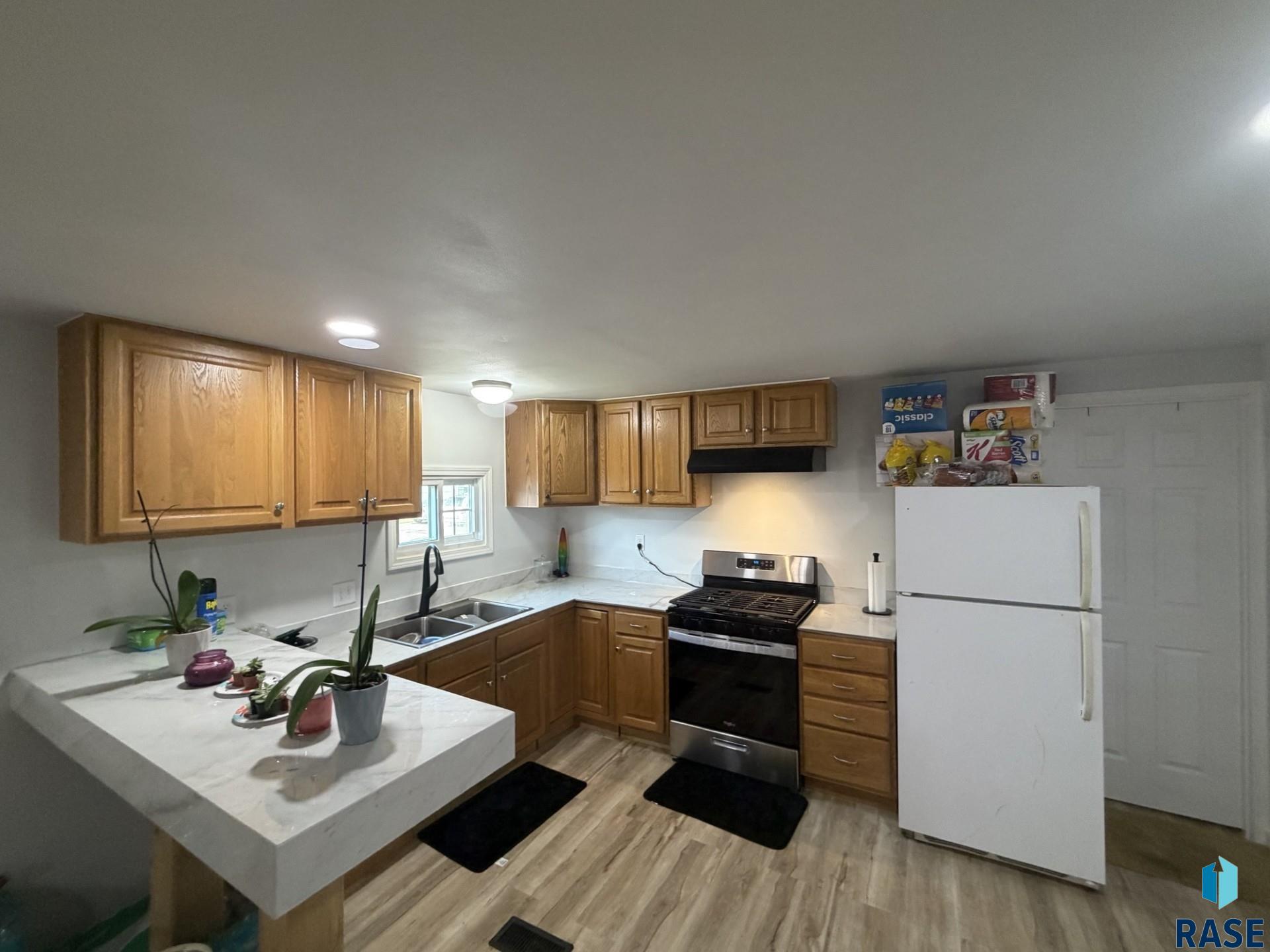 3109 N Cypres Place — photo