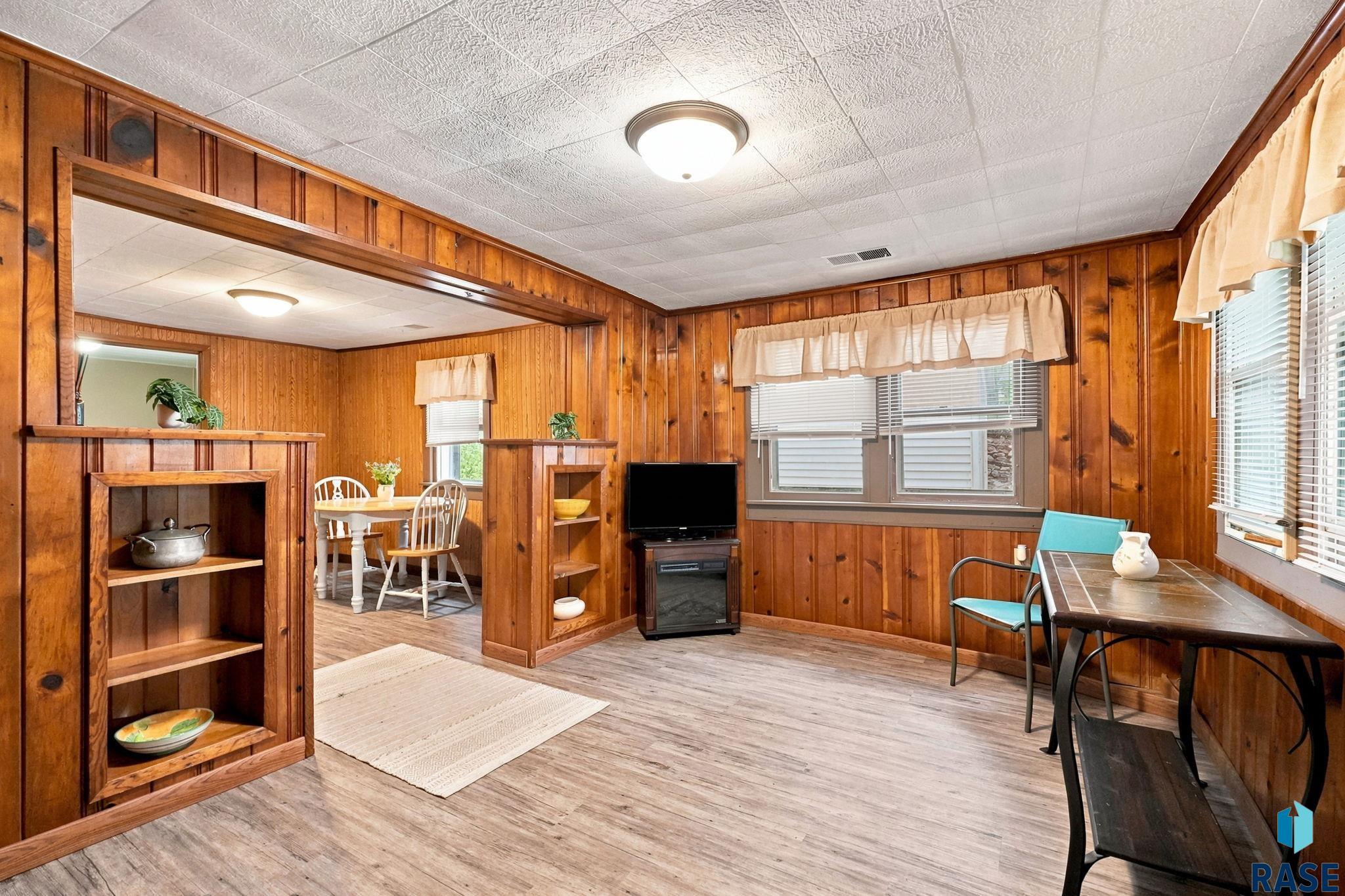 1502 E 12th Street, Sioux Falls, SD 57103 — photo 2