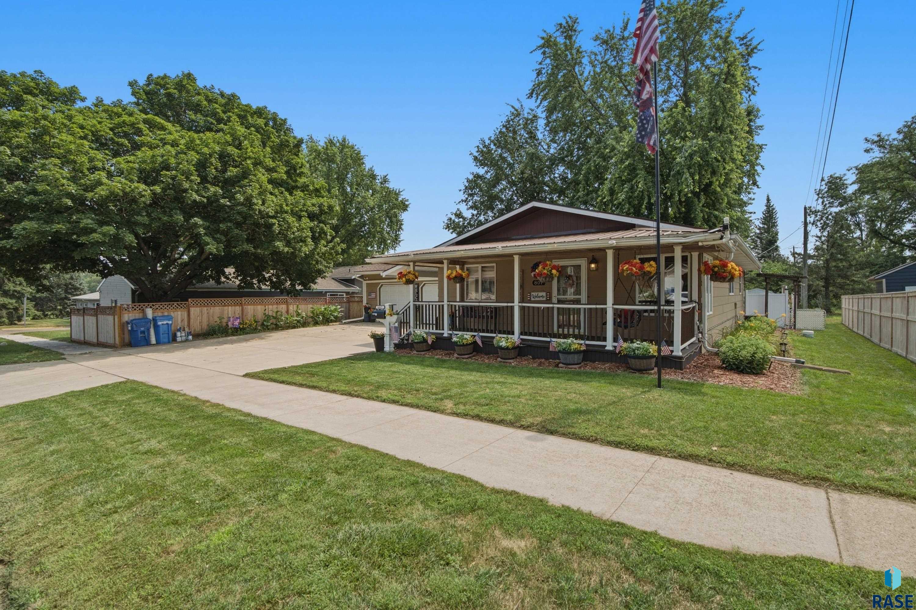 807 E Elder Street, Canton, SD 57013 — photo 3