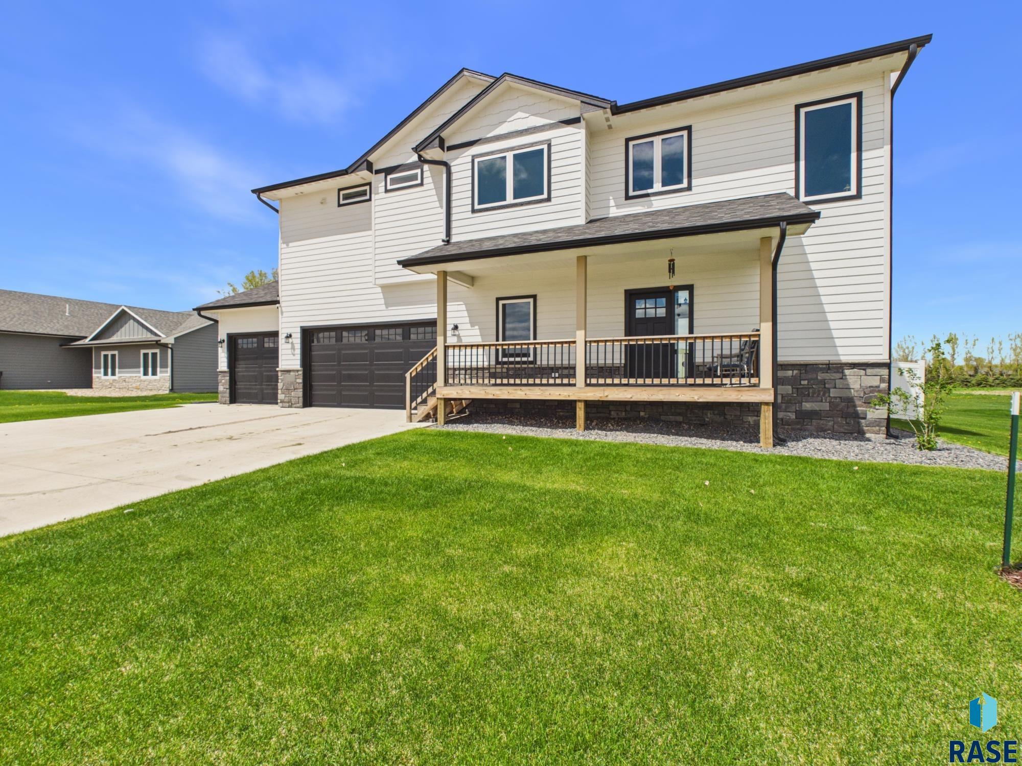 308 E 11th Street, Crooks, SD 57020 — photo 3
