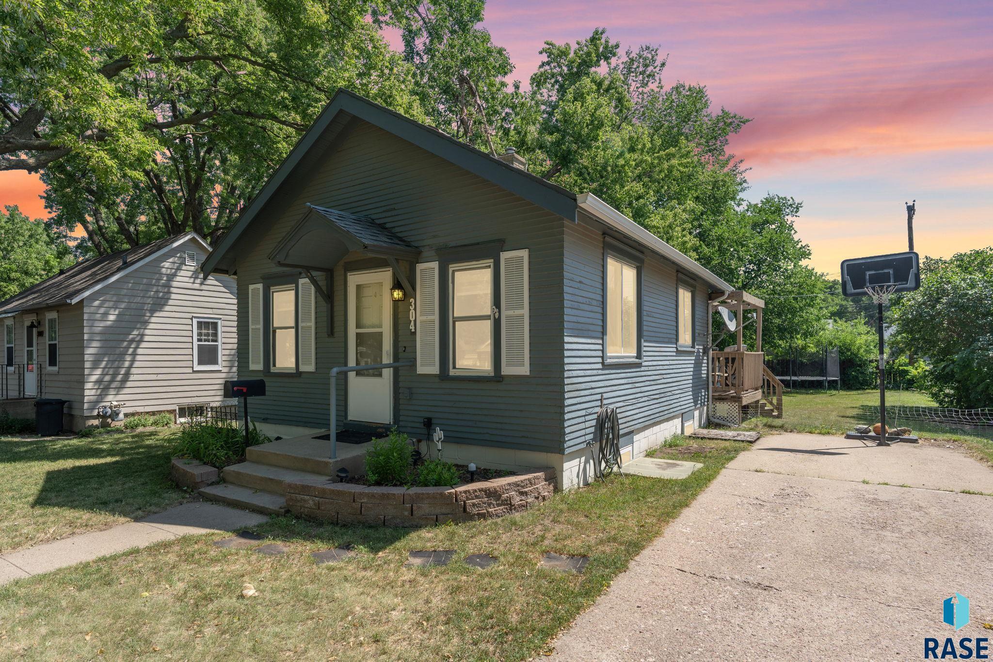 304 S Lyndale Avenue — photo