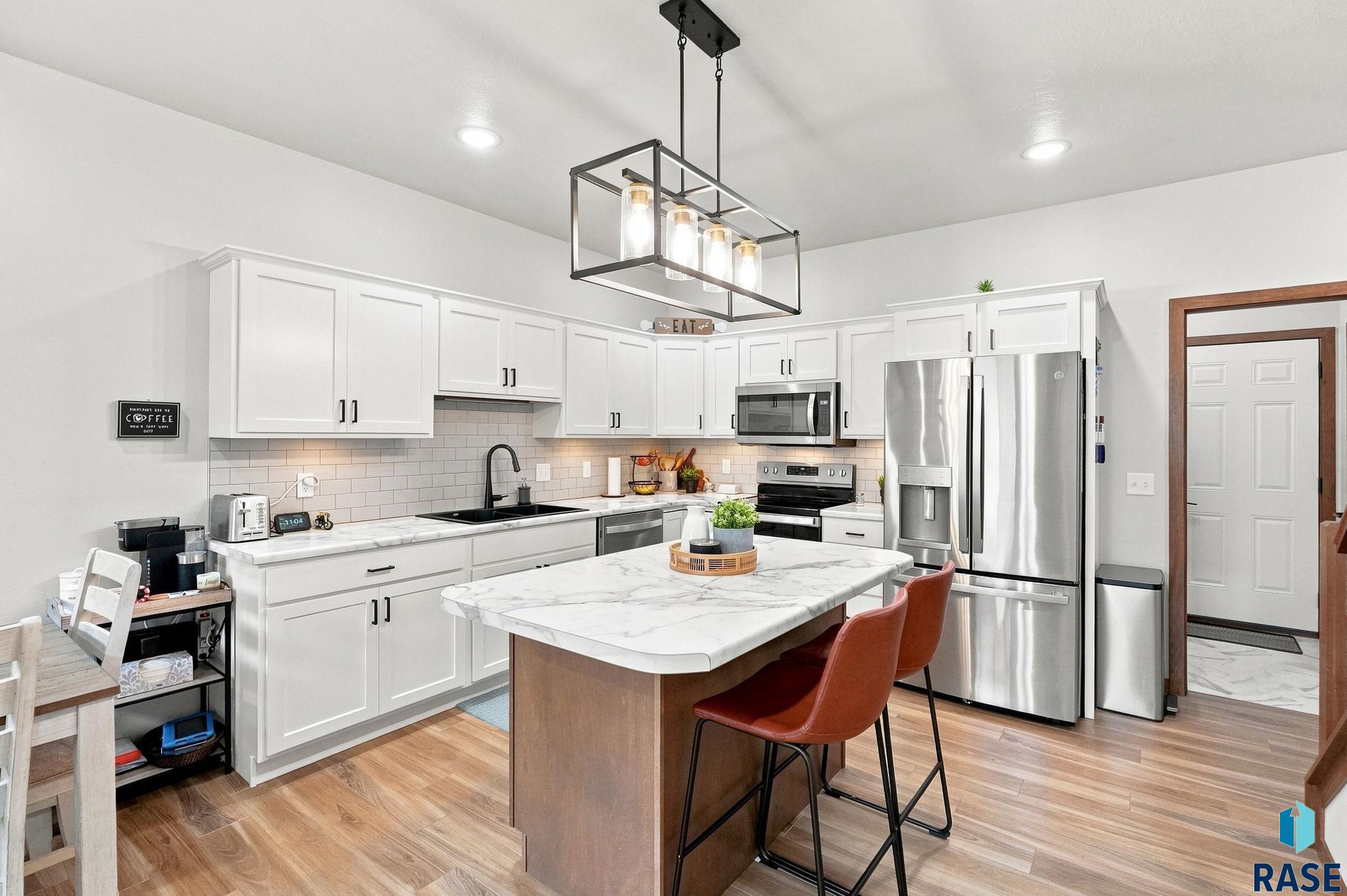 2310 E Copalis Place, Sioux Falls, SD 57108 — photo 2