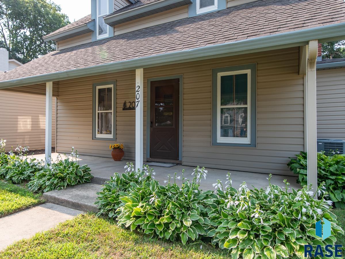 207 E 30th Street, Sioux Falls, SD 57105 — photo 3