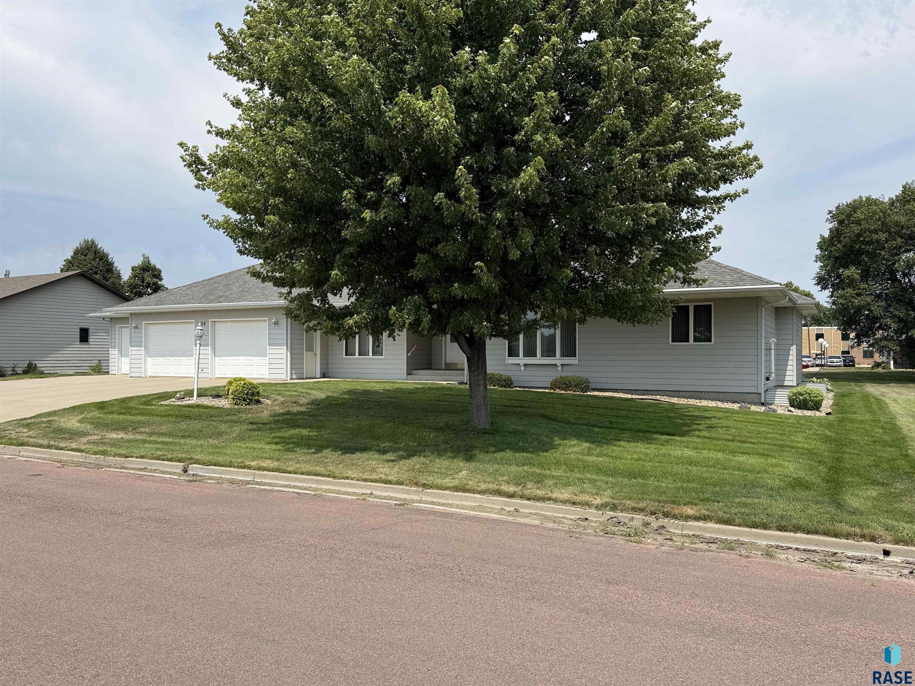 308 E Wagner Street, Marion, SD 57043 — photo 3