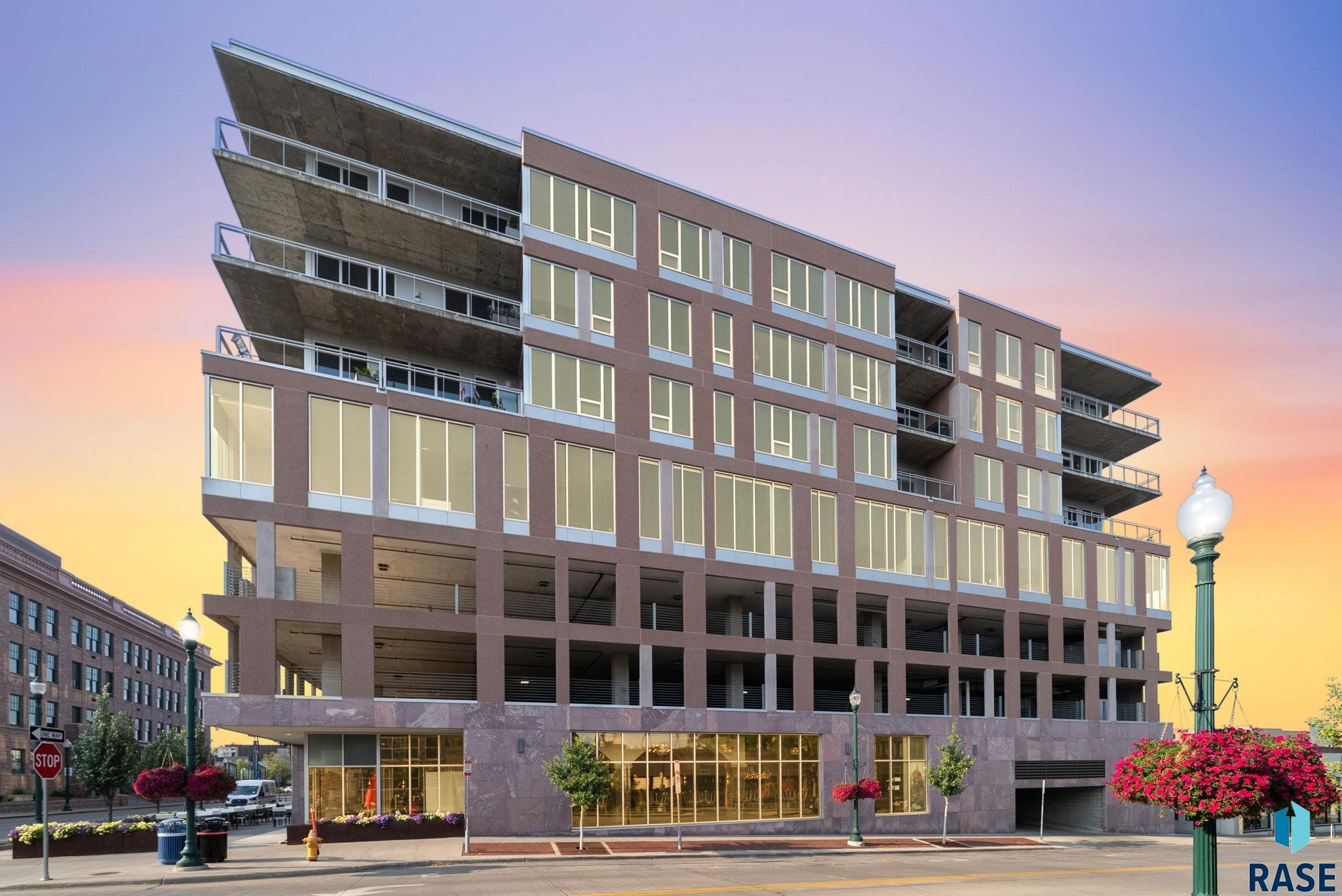 350 S Main Avenue 504 — photo