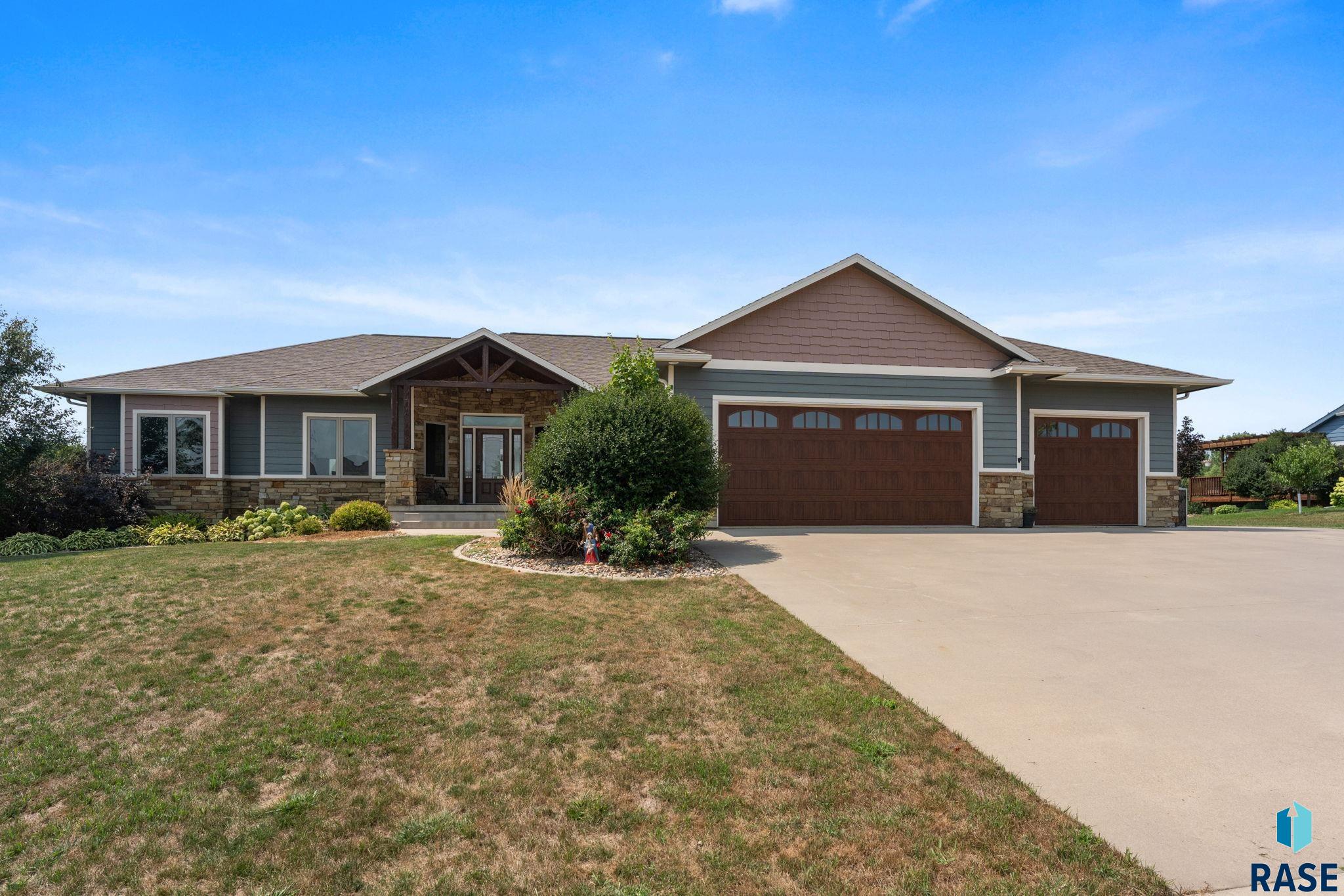 1005 Andrew Drive — photo
